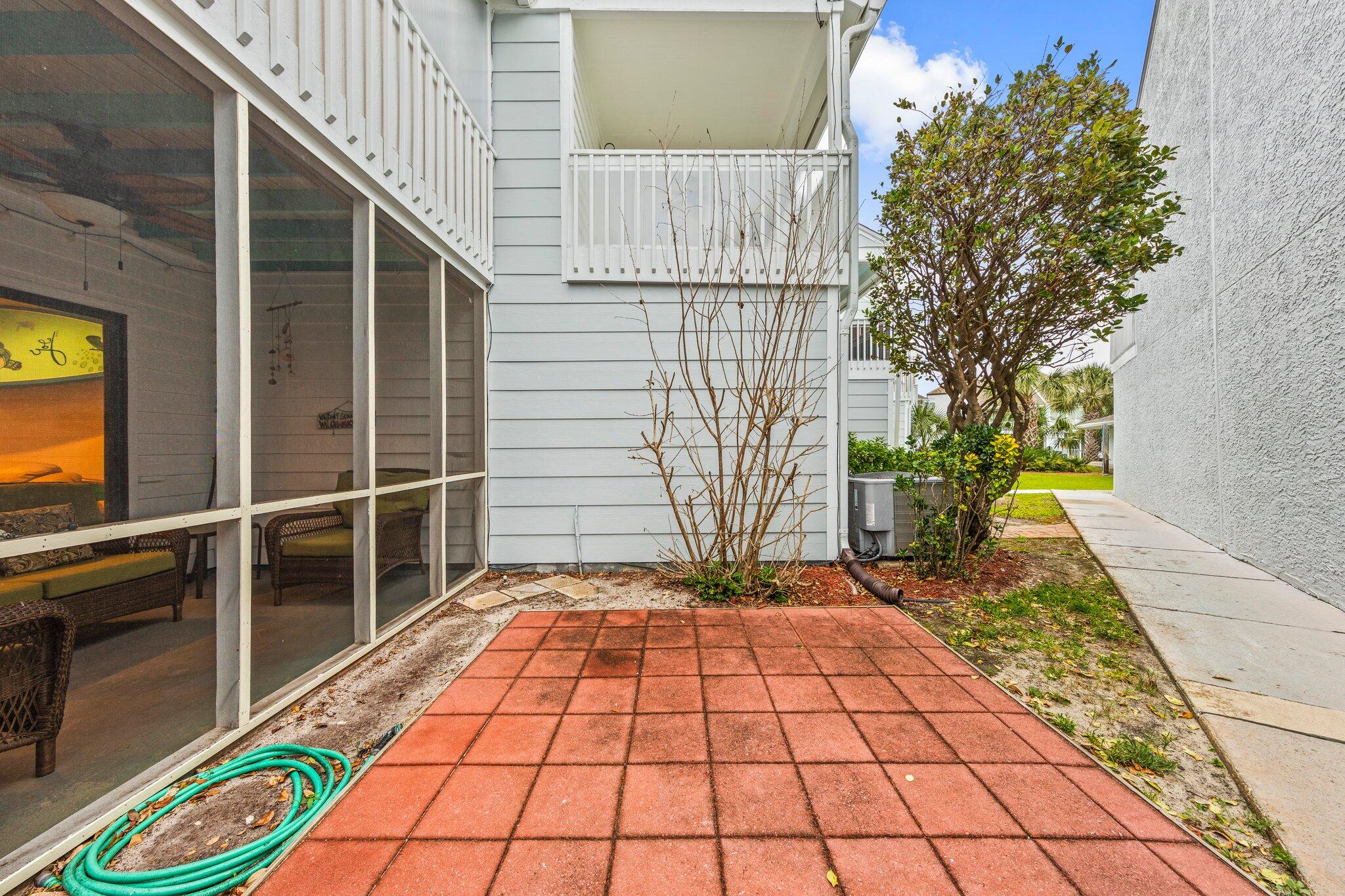 MISTY COVE T/H PH 1 - Residential