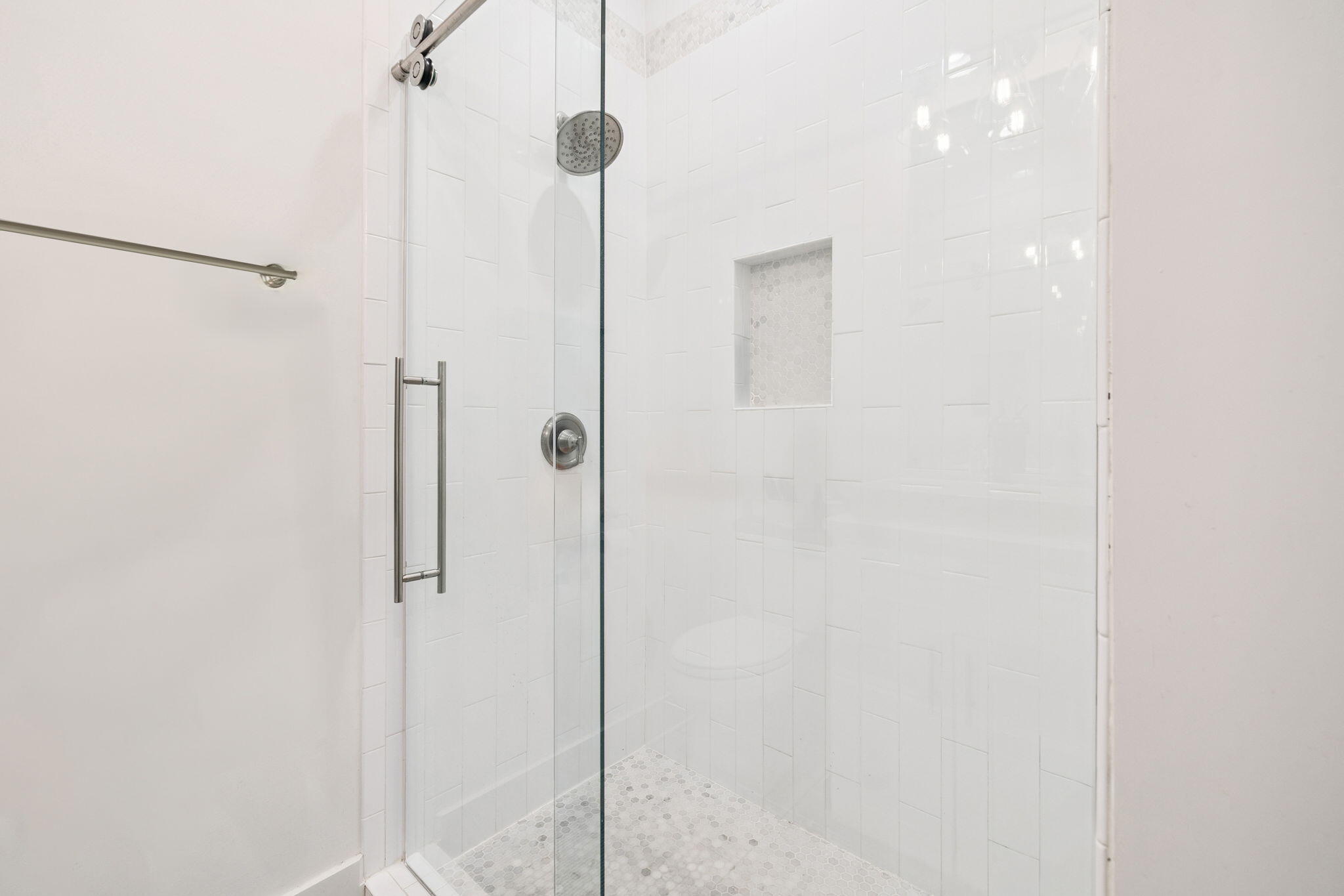 LAKESIDE AT BLUE MOUNTAIN BEACH - Residential