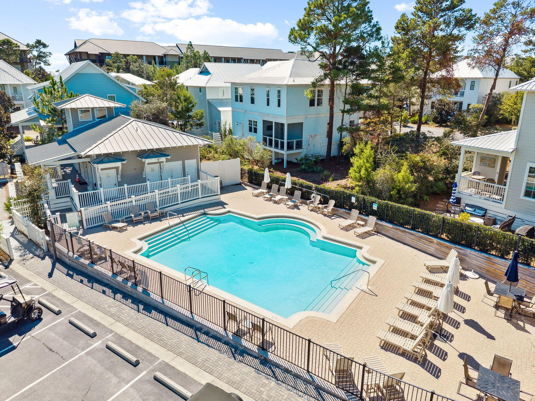 LAKESIDE AT BLUE MOUNTAIN BEACH - Residential