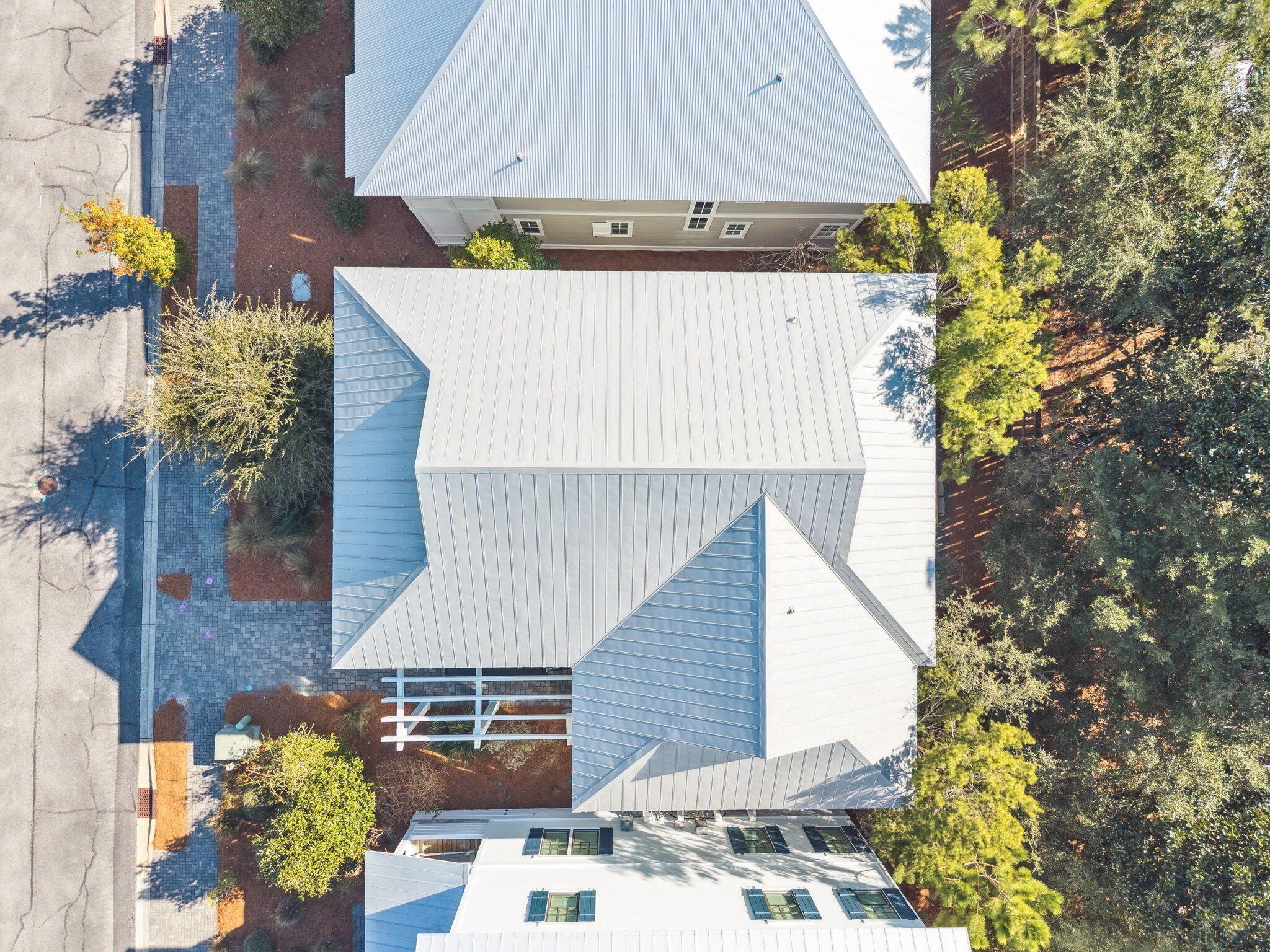 LAKESIDE AT BLUE MOUNTAIN BEACH - Residential