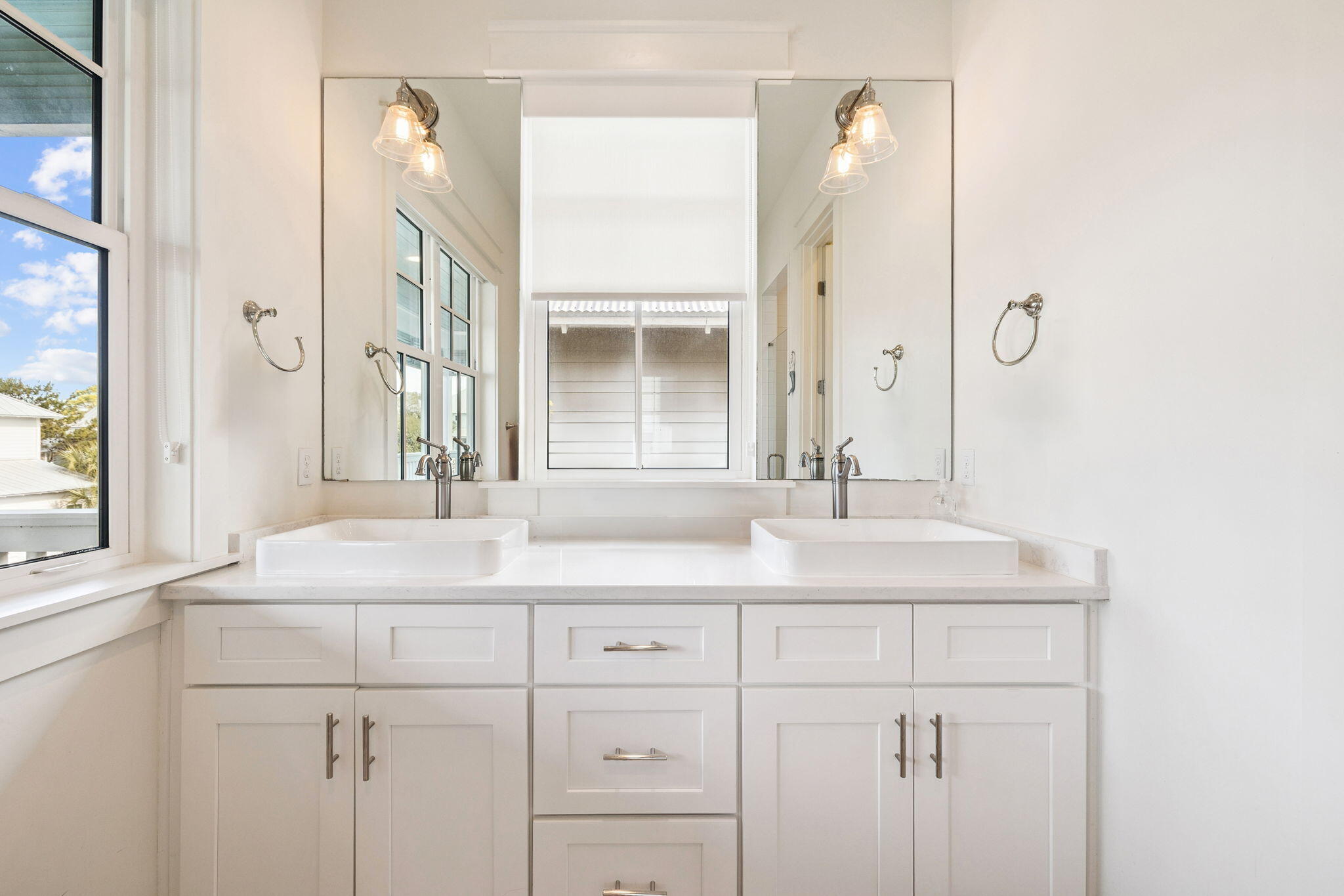 LAKESIDE AT BLUE MOUNTAIN BEACH - Residential