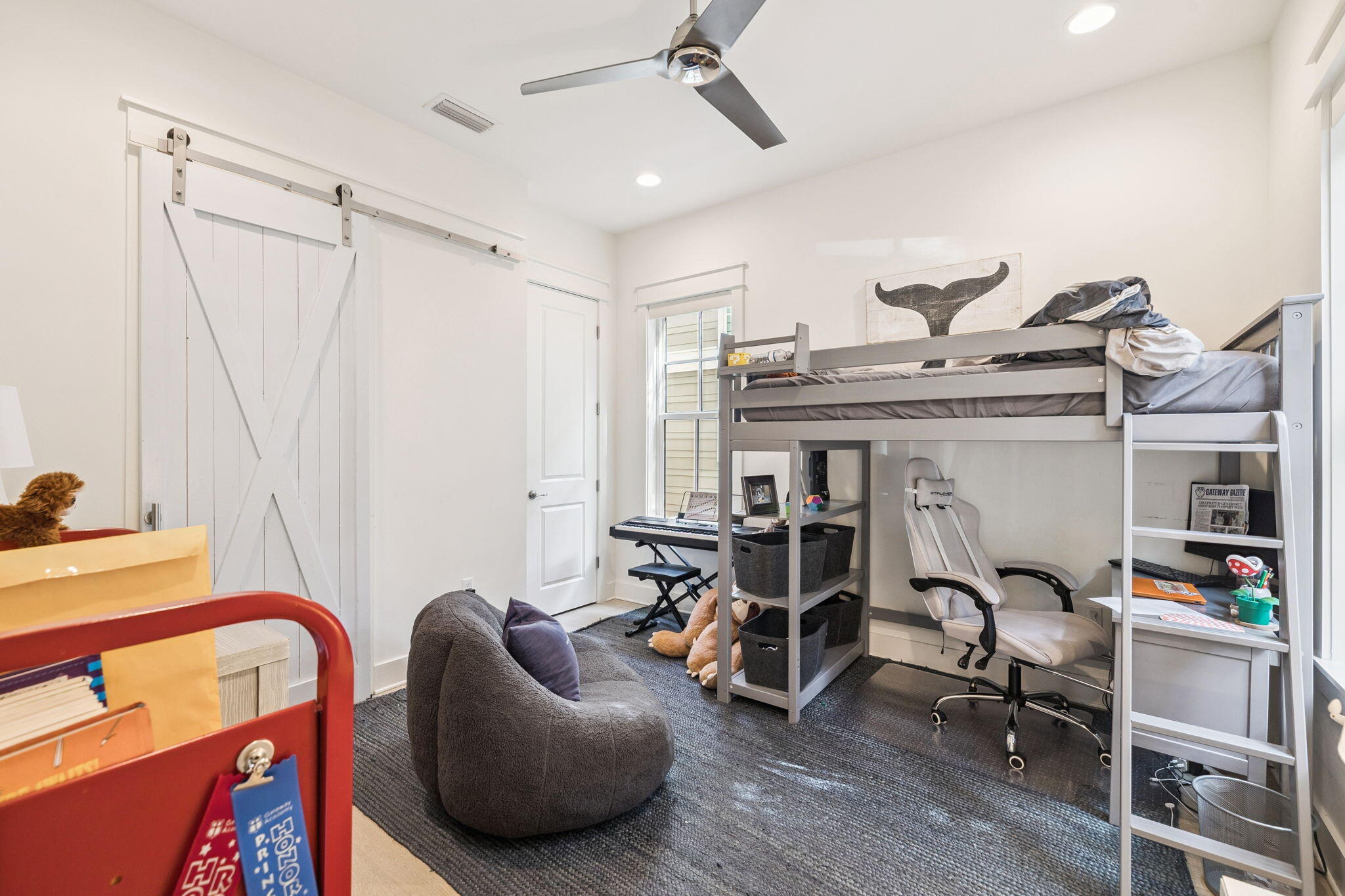 LAKESIDE AT BLUE MOUNTAIN BEACH - Residential