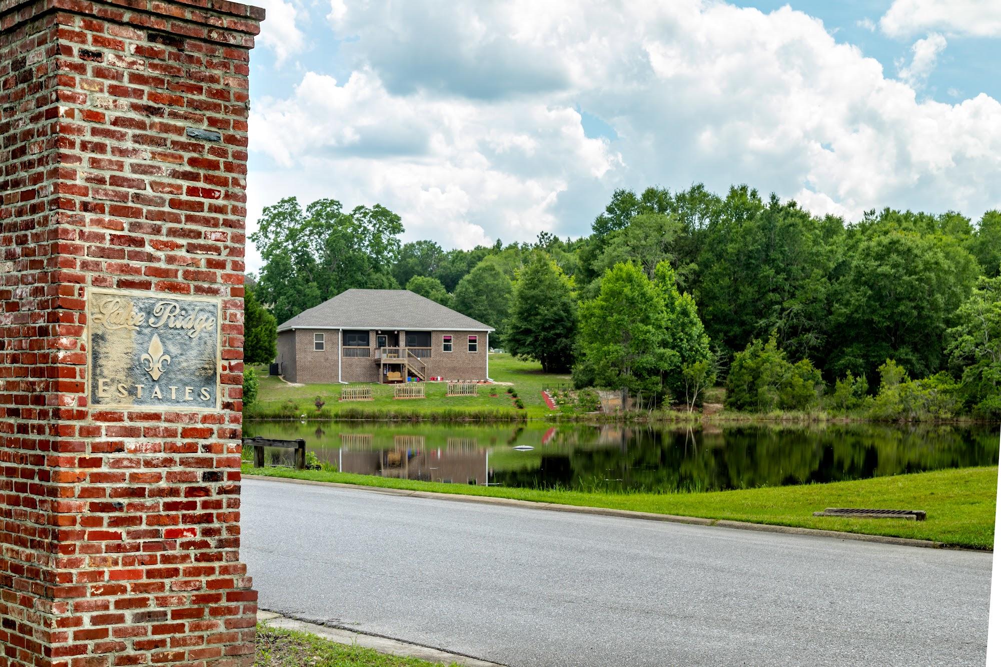 LAKERIDGE EST - Land