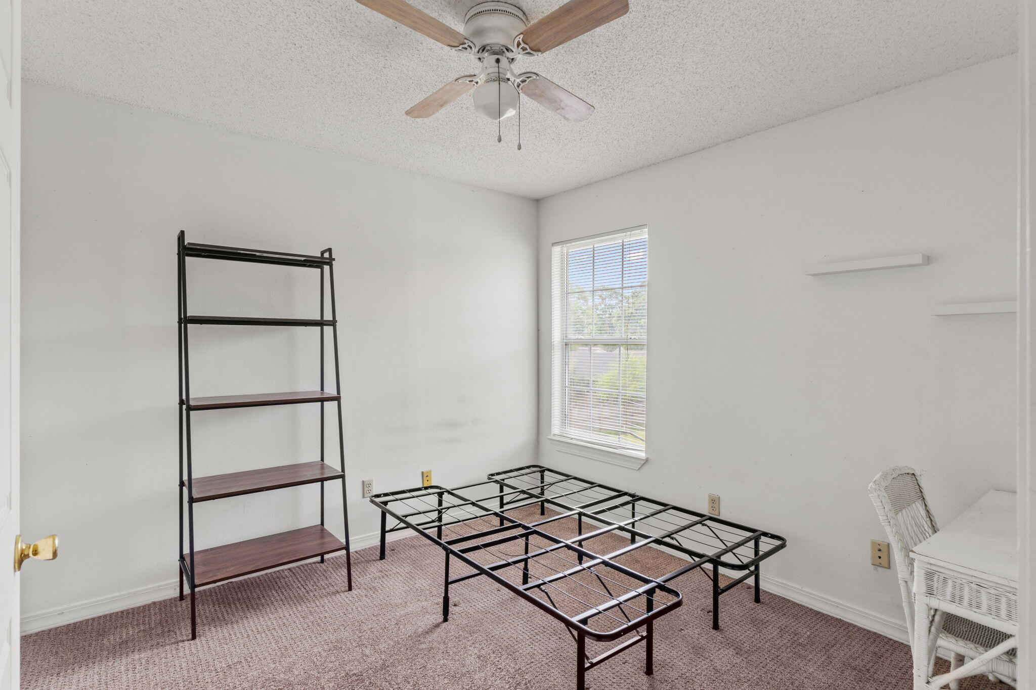 HEATHER OAKS - Residential