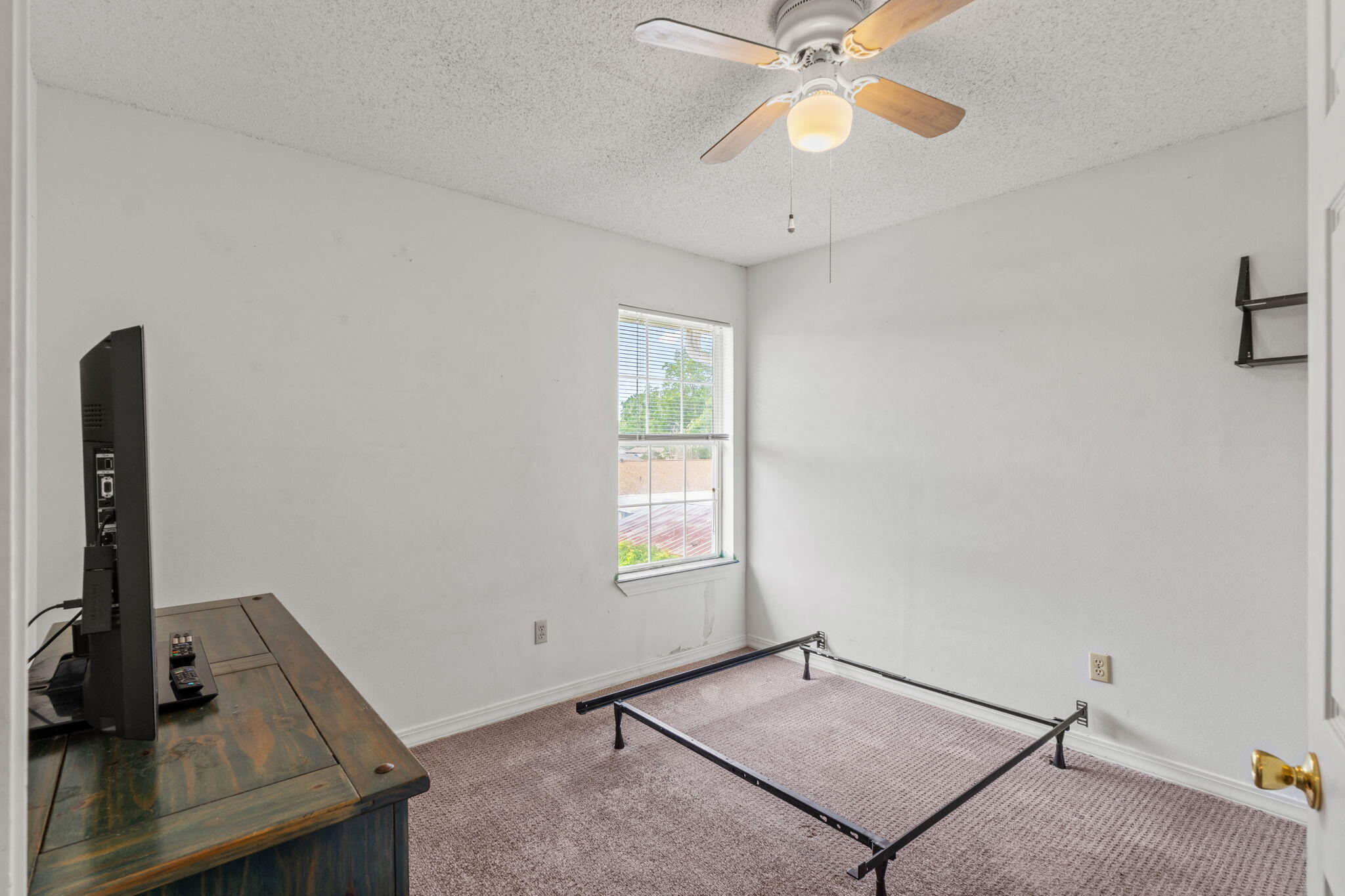 HEATHER OAKS - Residential