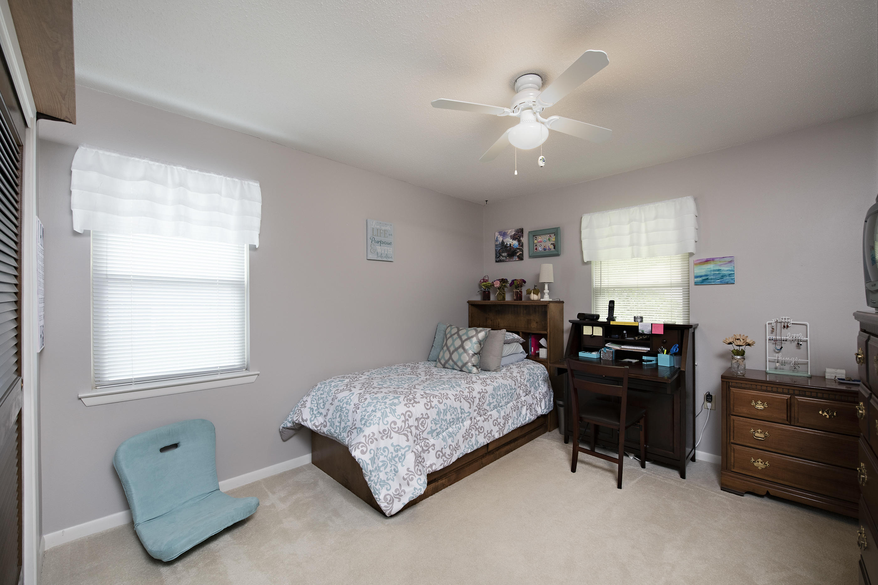 LAKE LORRAINE ESTATES 2 - Residential