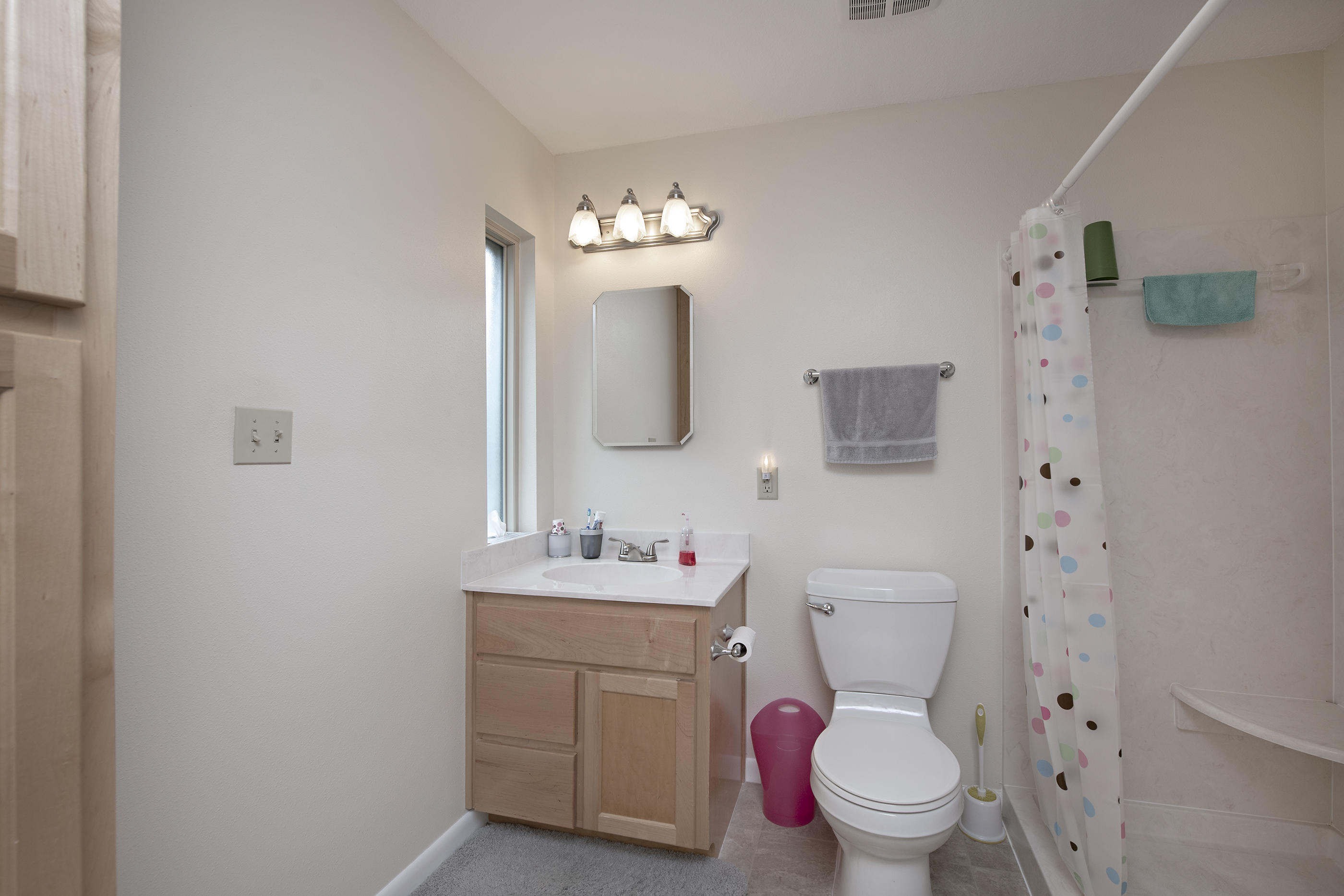 LAKE LORRAINE ESTATES 2 - Residential