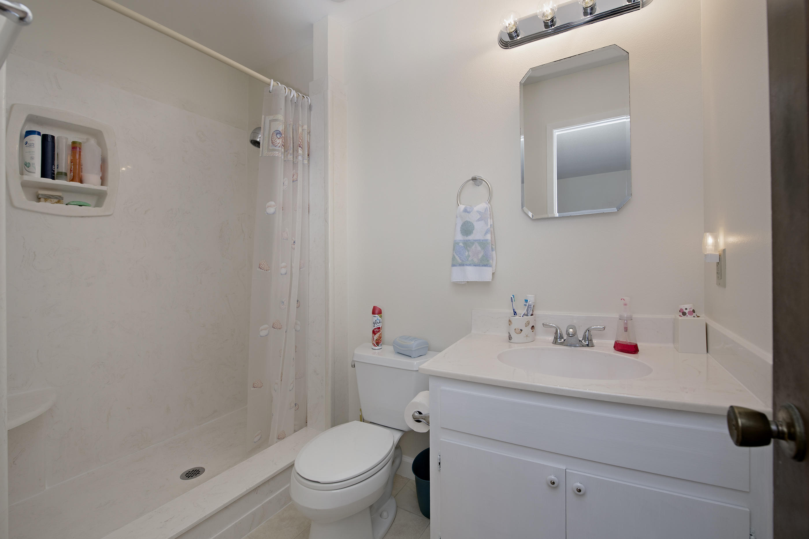 LAKE LORRAINE ESTATES 2 - Residential