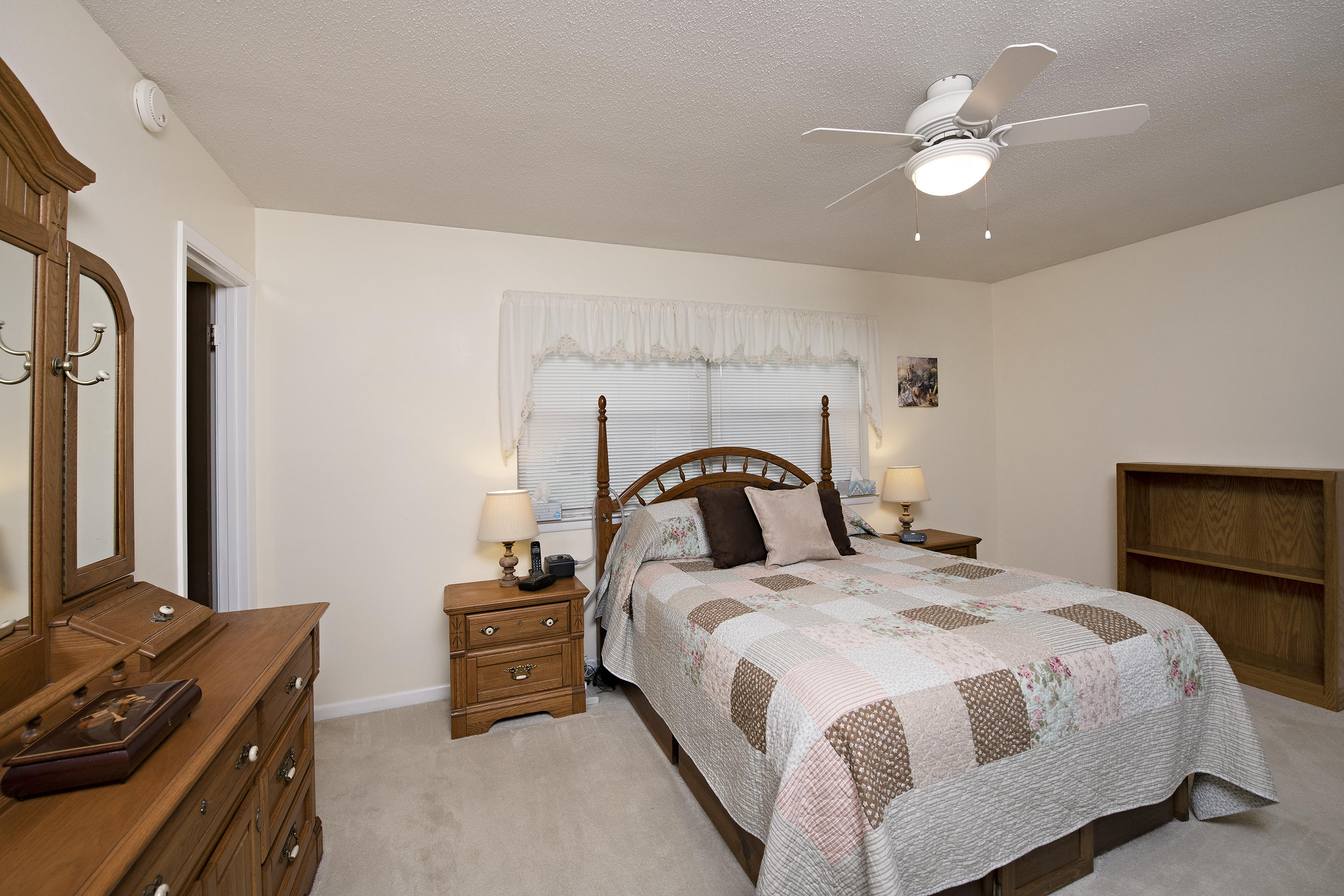 LAKE LORRAINE ESTATES 2 - Residential