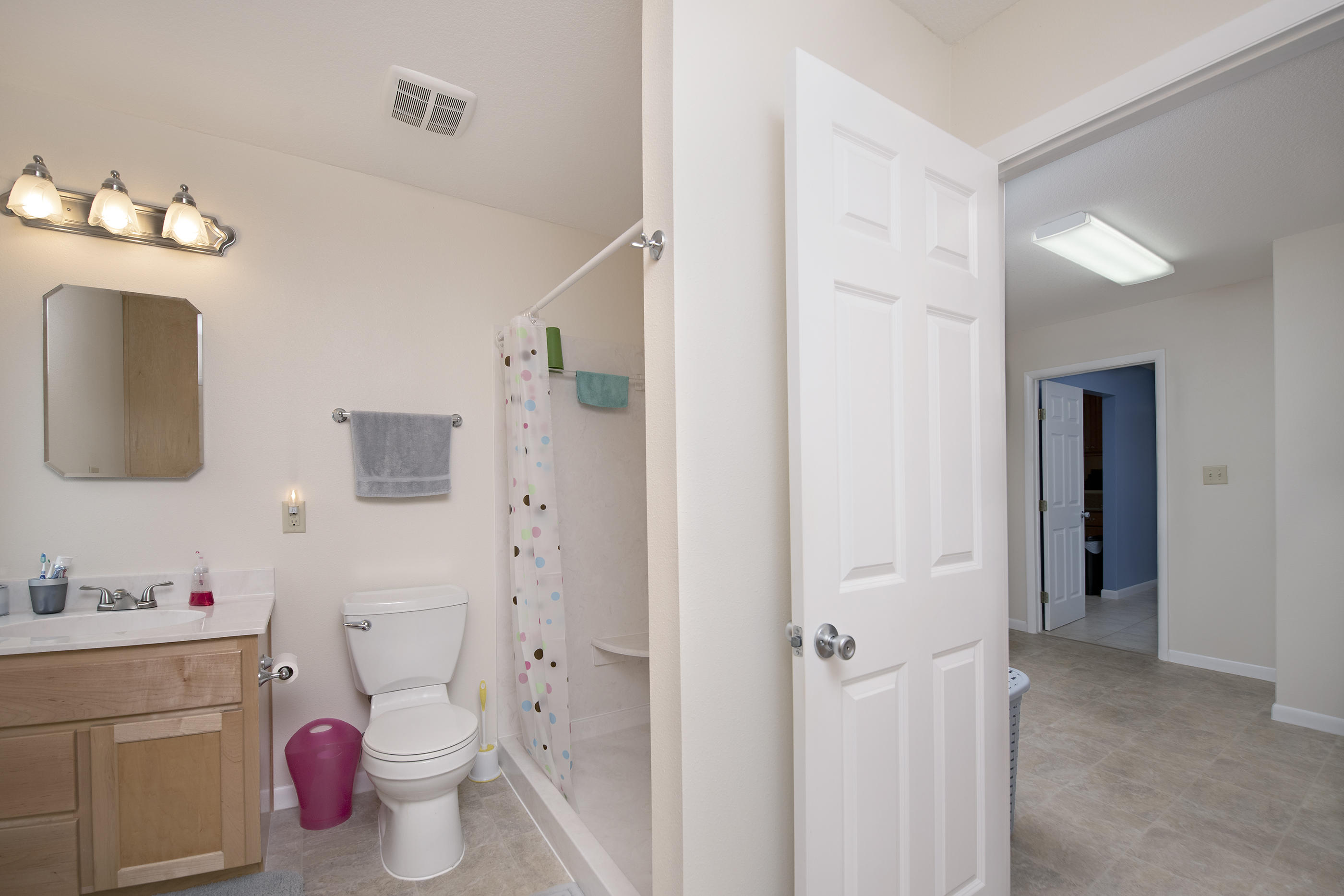 LAKE LORRAINE ESTATES 2 - Residential