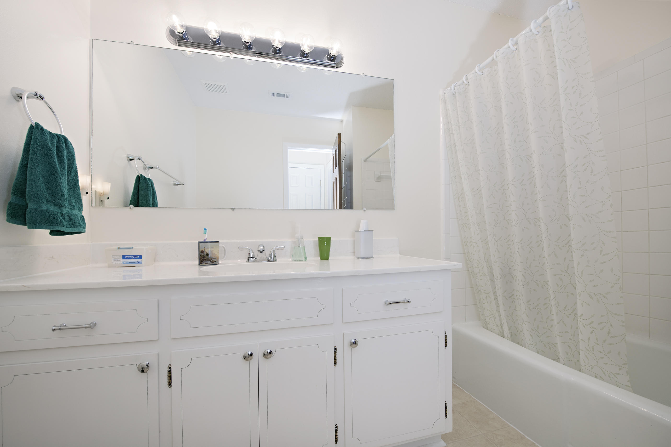 LAKE LORRAINE ESTATES 2 - Residential