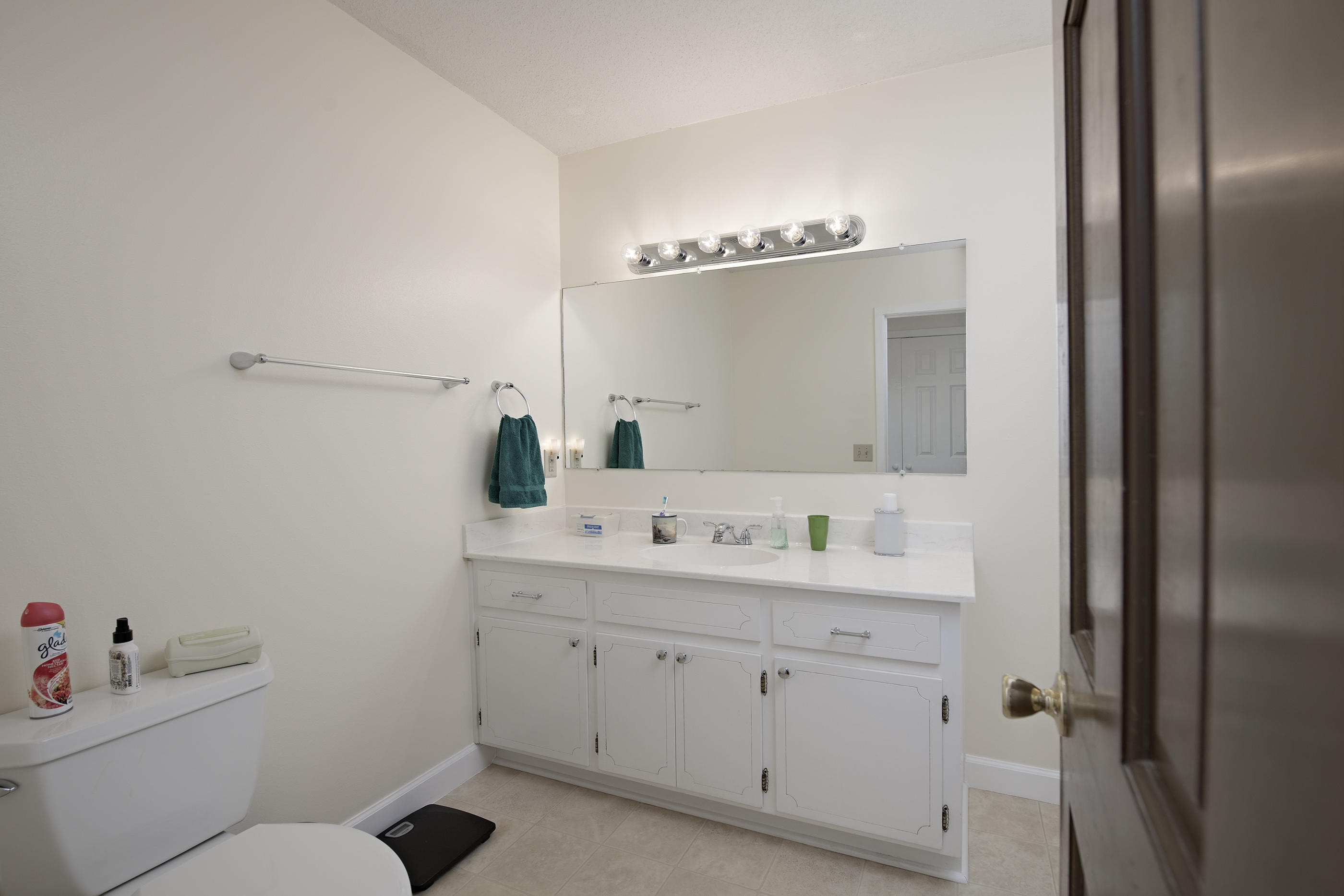 LAKE LORRAINE ESTATES 2 - Residential