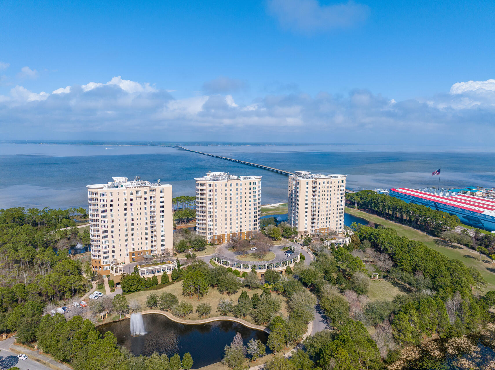 ONE WATER PLACE - Residential