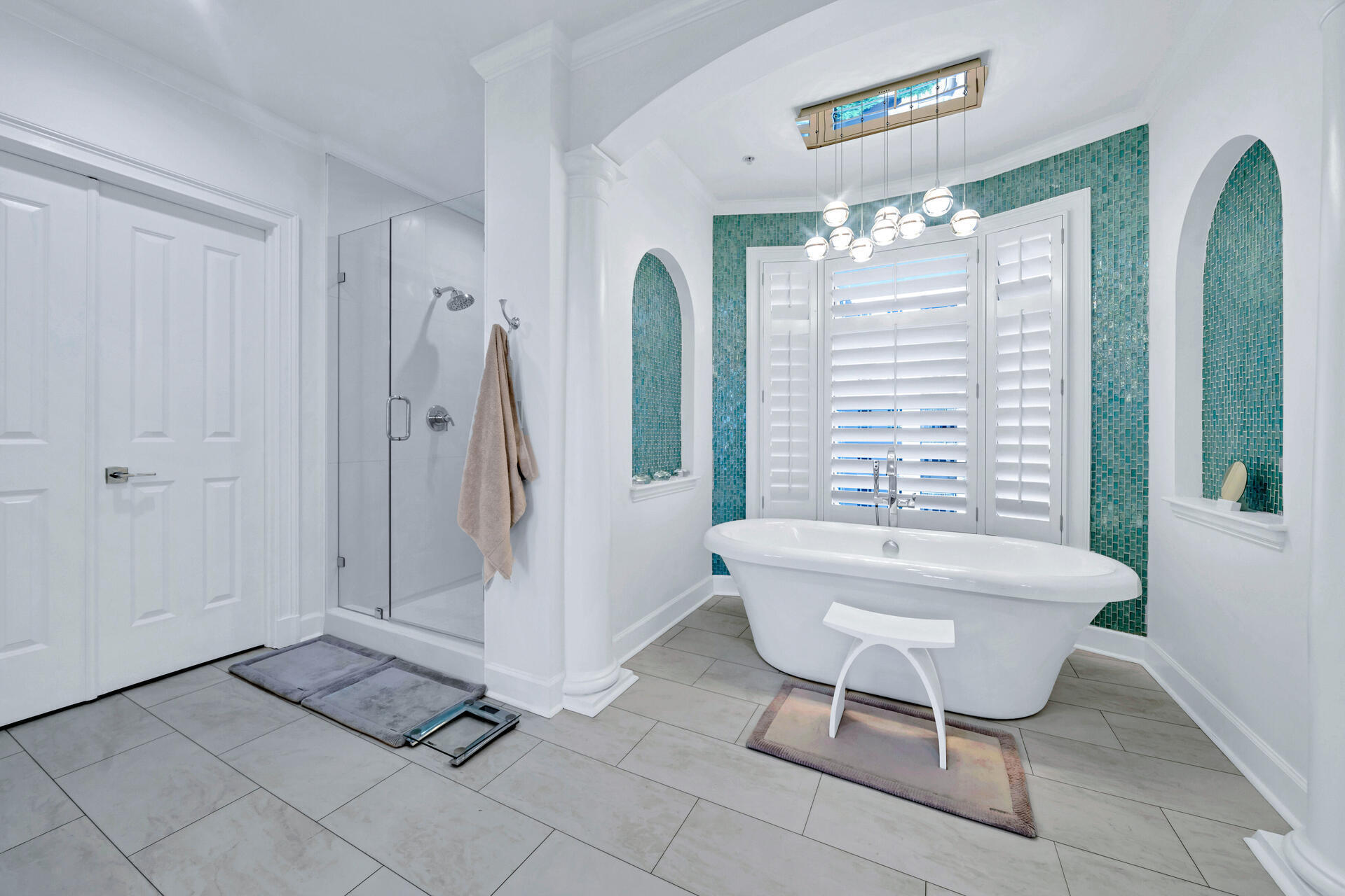 ONE WATER PLACE - Residential