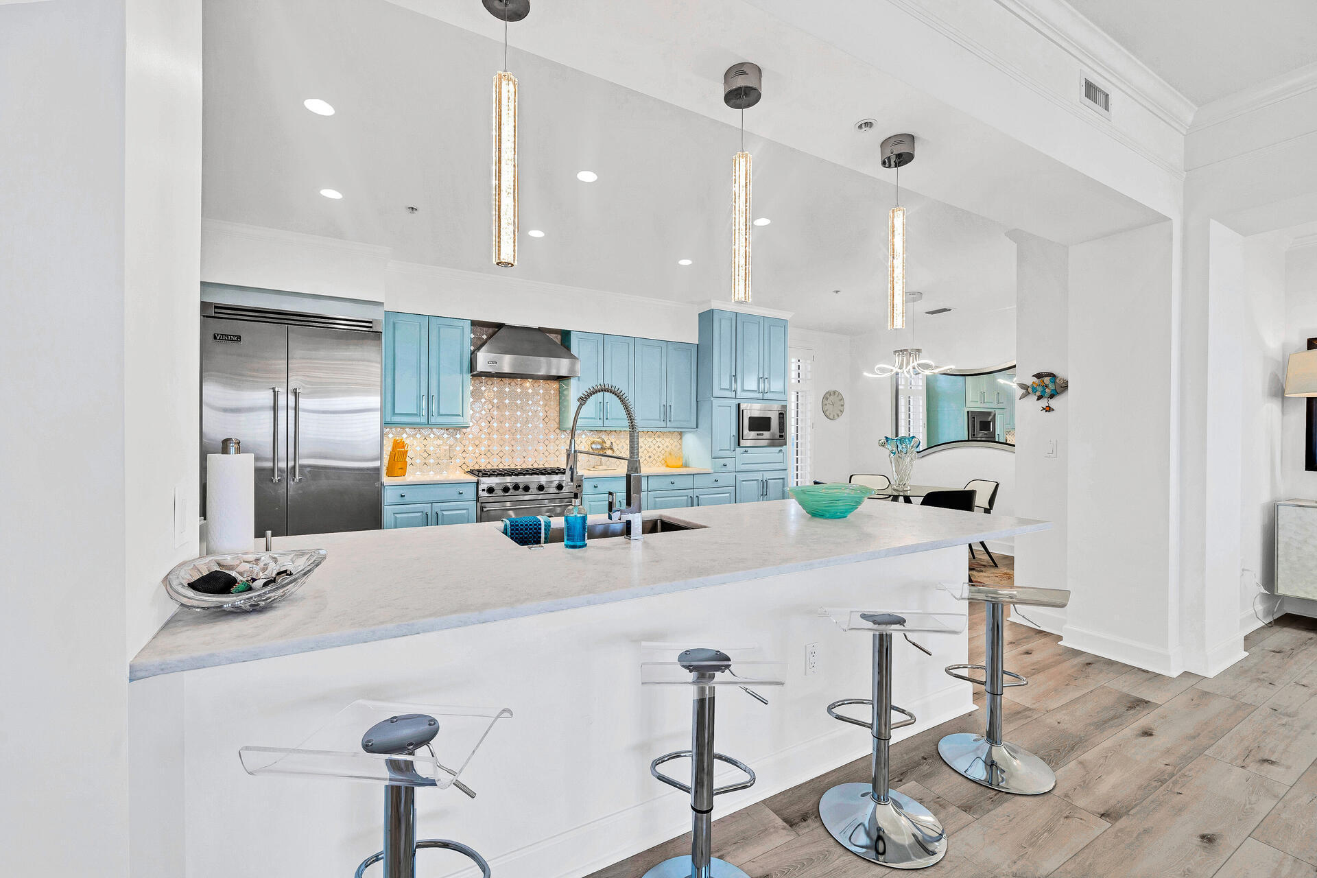 ONE WATER PLACE - Residential