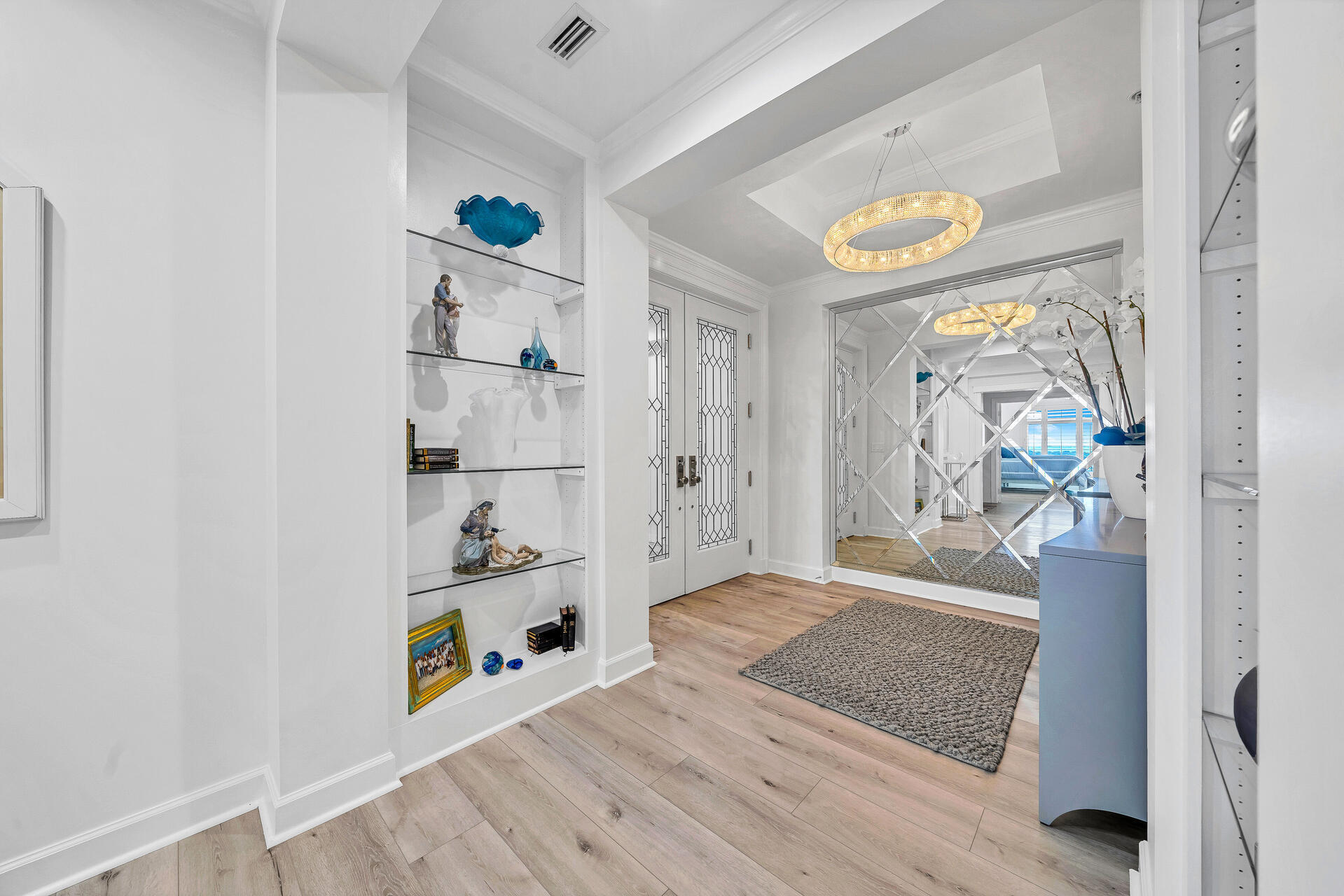ONE WATER PLACE - Residential