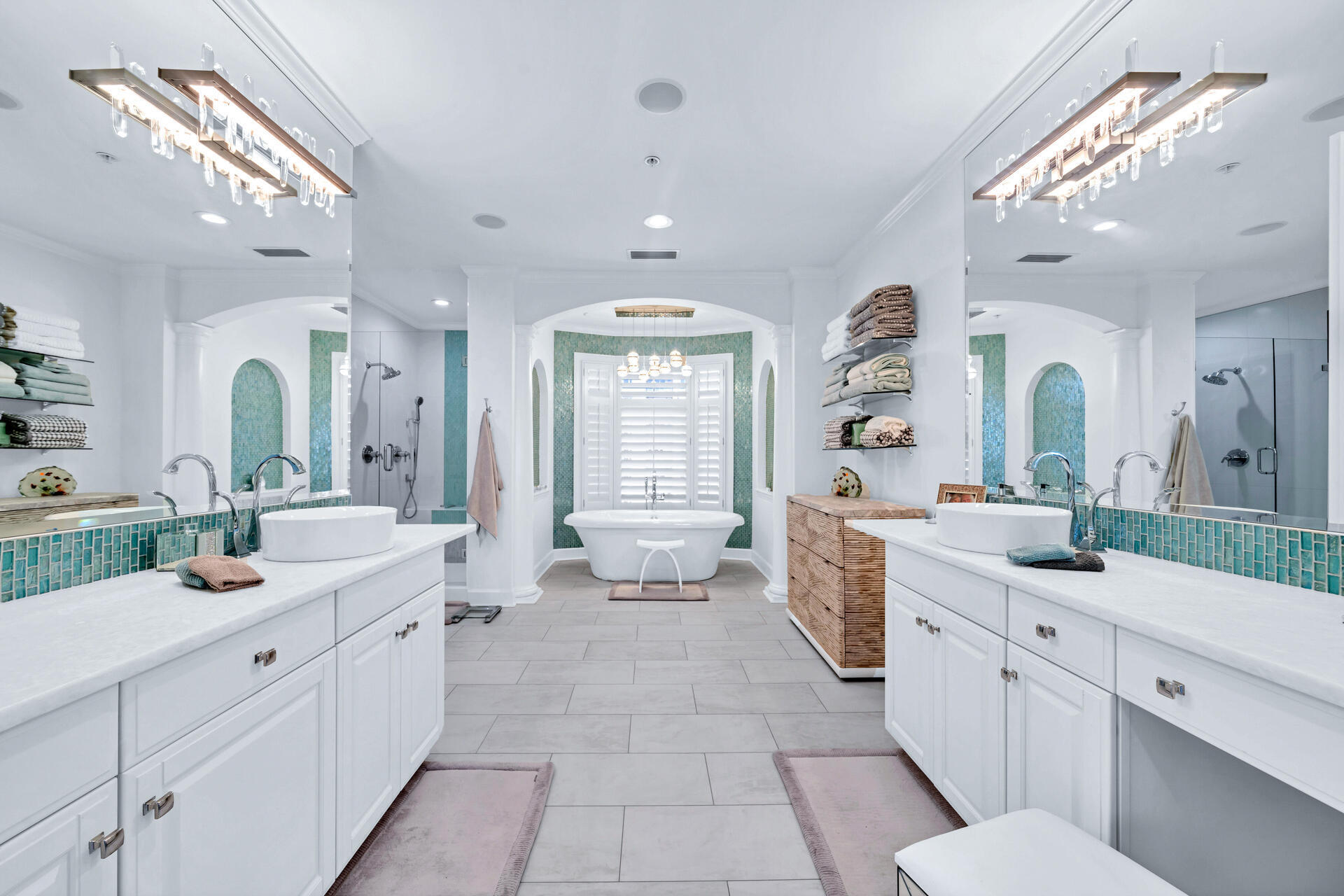 ONE WATER PLACE - Residential