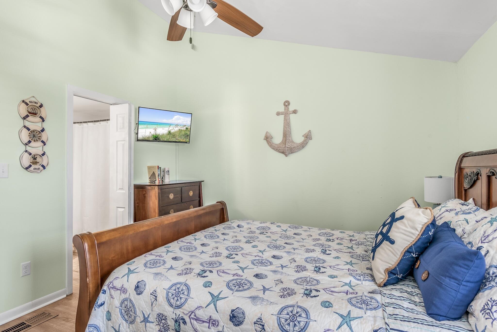 COMMODORES LANDING - Residential