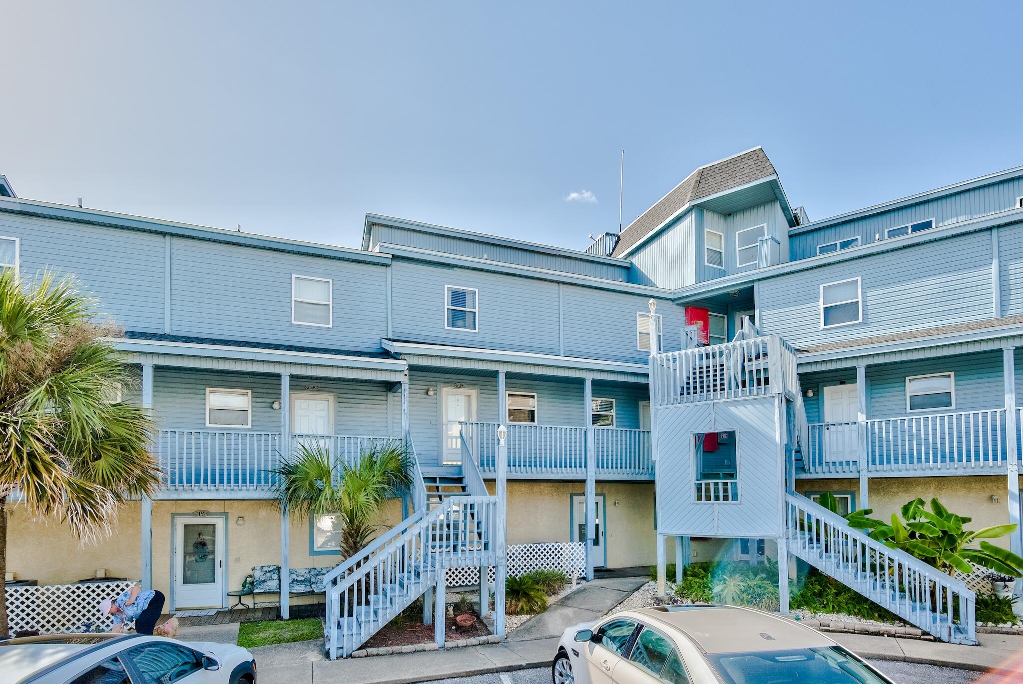 COMMODORES LANDING - Residential