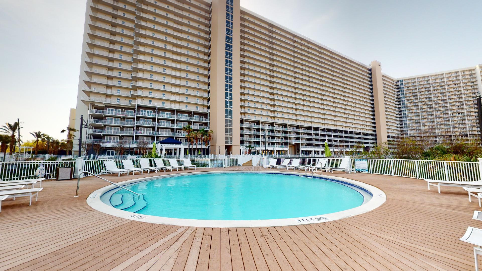 Laketown Wharf - Residential