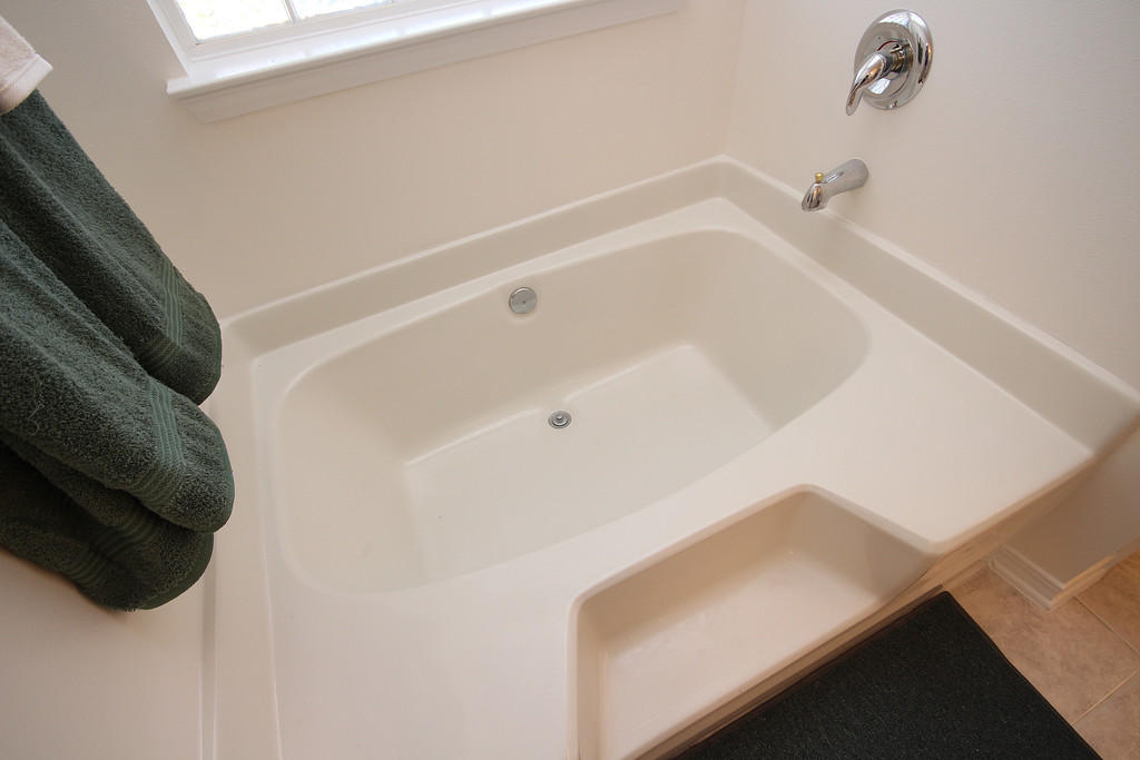 EMERALD VILLAGE S/D - Residential