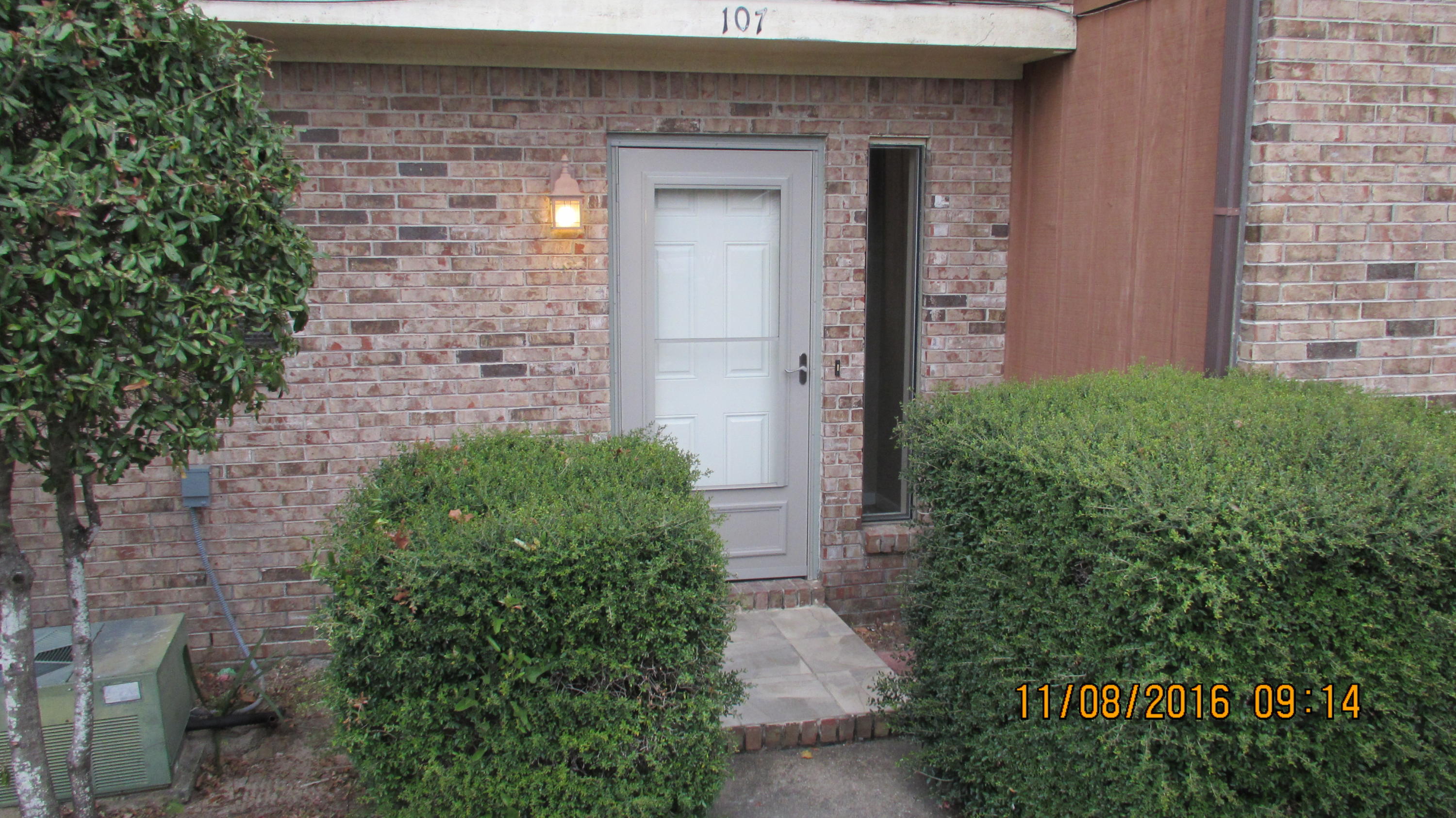 WOODHAM MANOR 4TH ADDN - Residential Lease