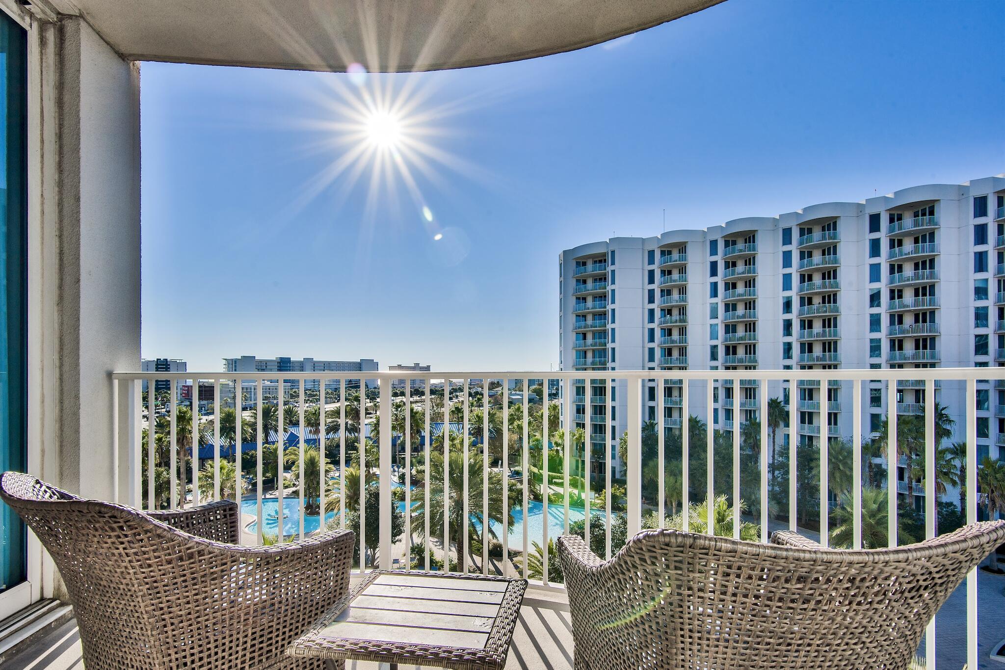 THE PALMS OF DESTIN - Residential