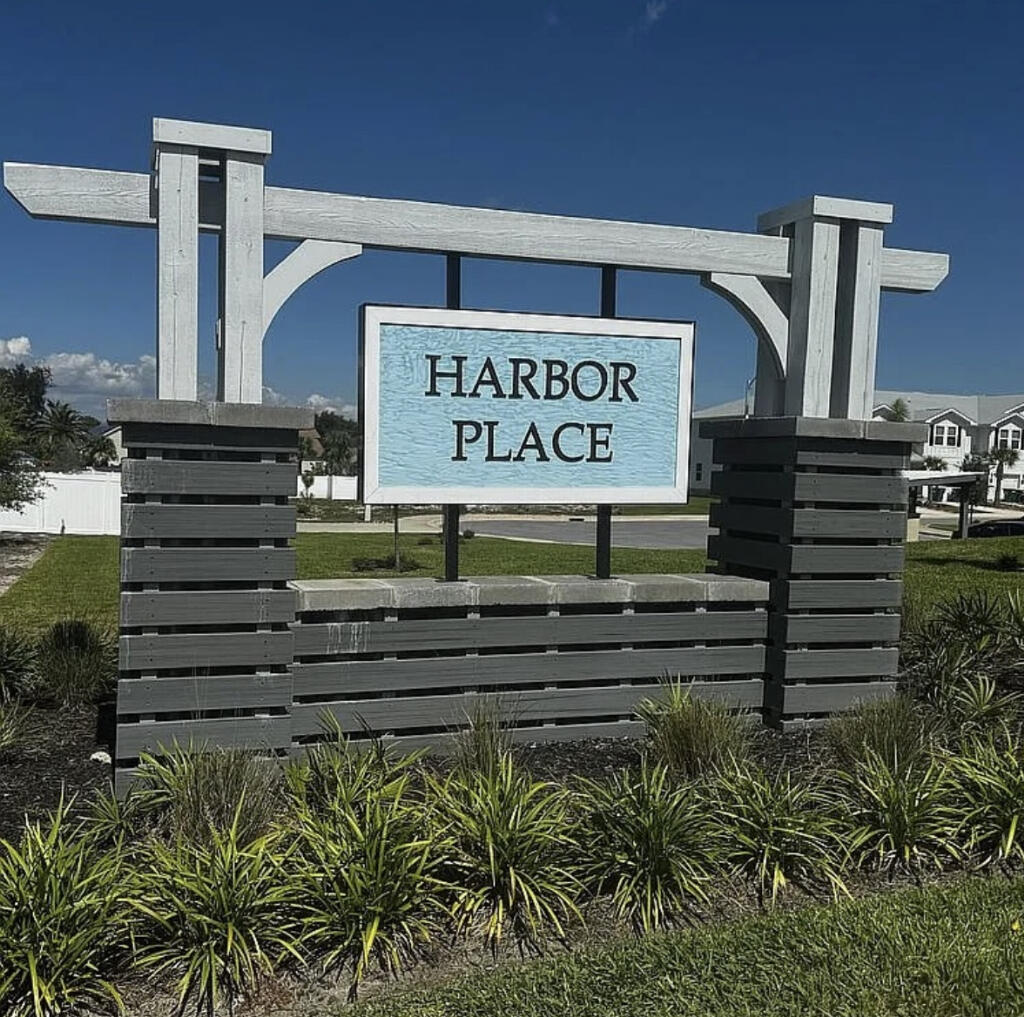 HARBOR PLACE T/H - Residential