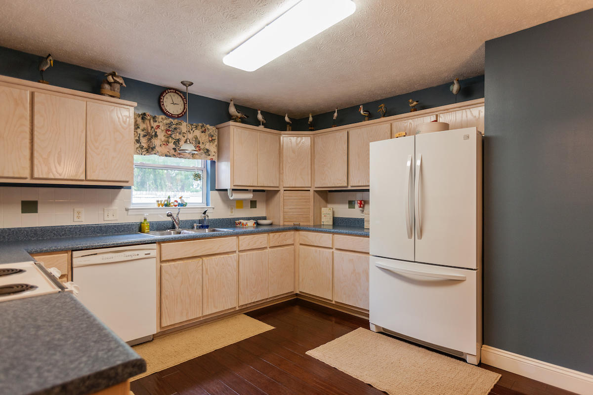 NORTH LAGOON OAKS 9TH ADDN - Residential