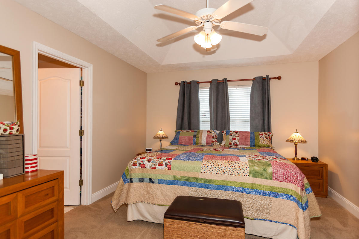 NORTH LAGOON OAKS 9TH ADDN - Residential