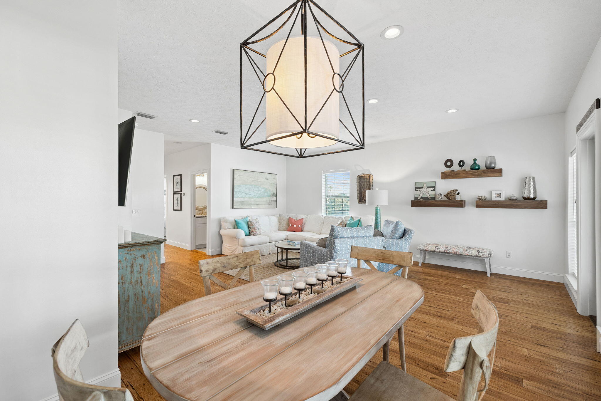 LAGUNA BEACH - Residential