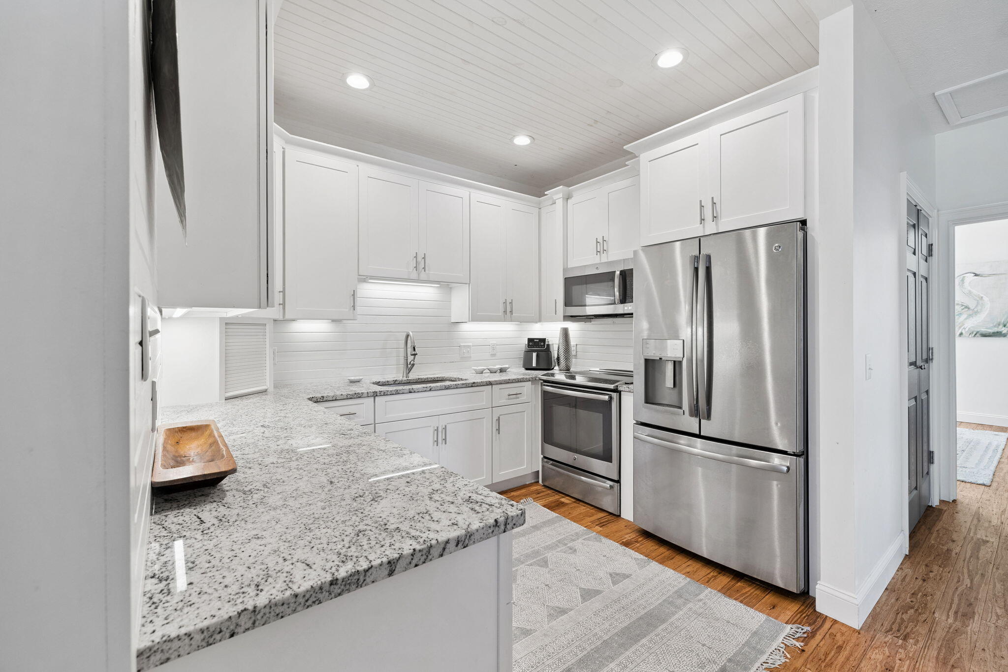 LAGUNA BEACH - Residential