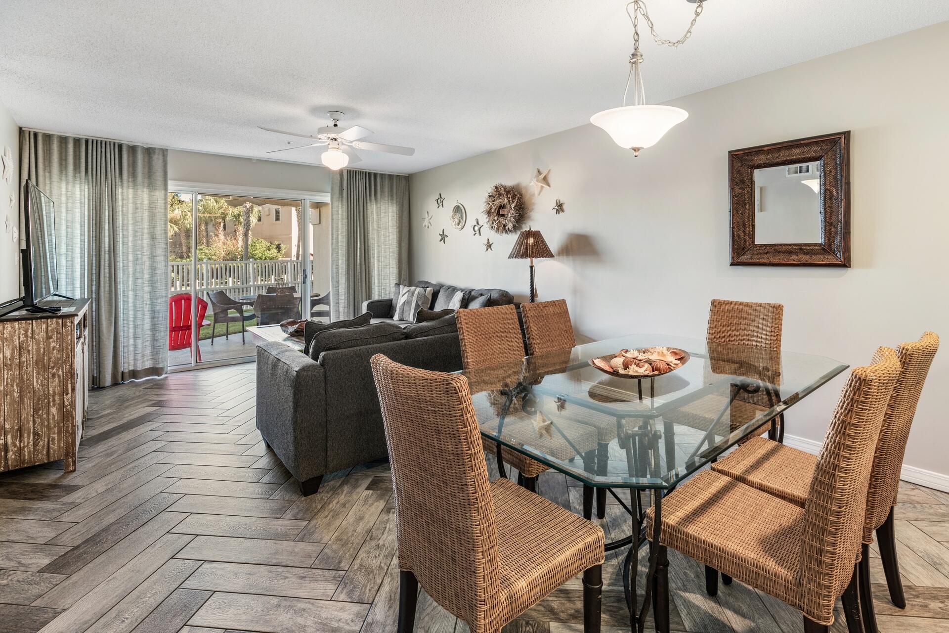 MARAVILLA CONDO 3 - Residential