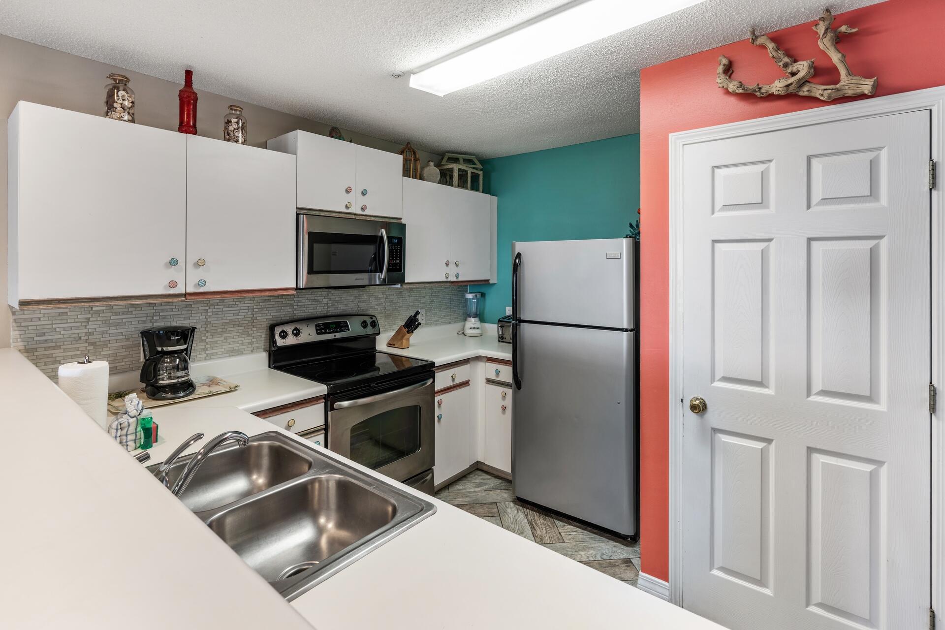 MARAVILLA CONDO 3 - Residential