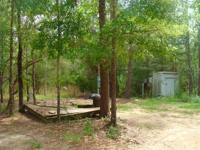 COUNTRY MANOR ESTATES - Land