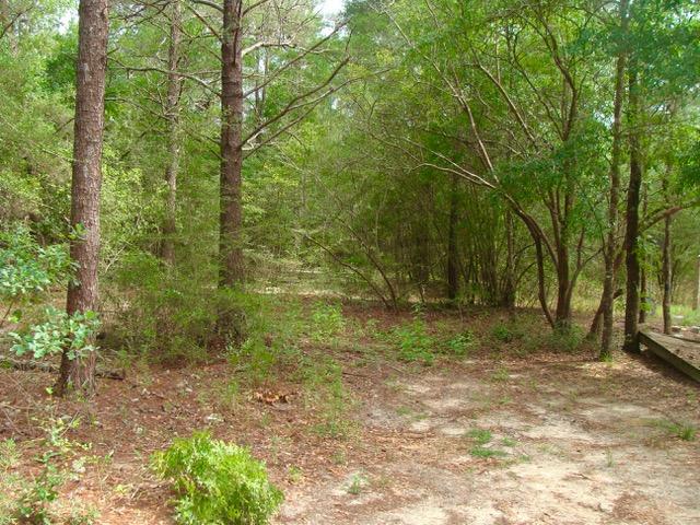 COUNTRY MANOR ESTATES - Land