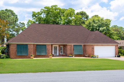 A home in Niceville