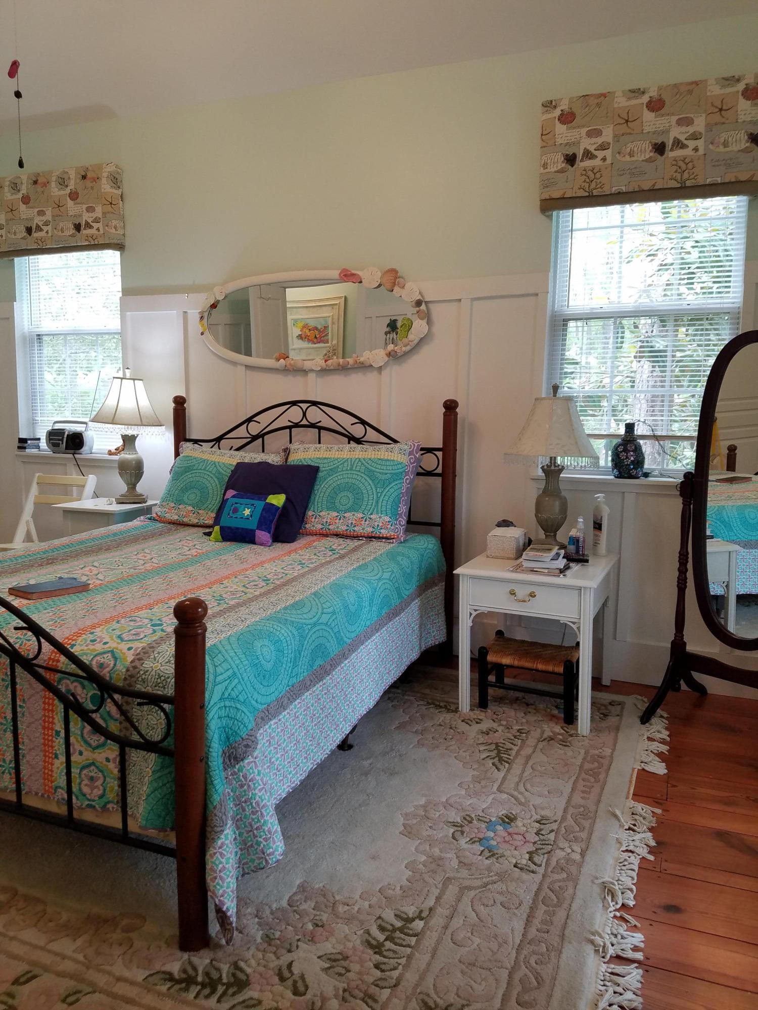 TOWN OF SANTA ROSA - Residential