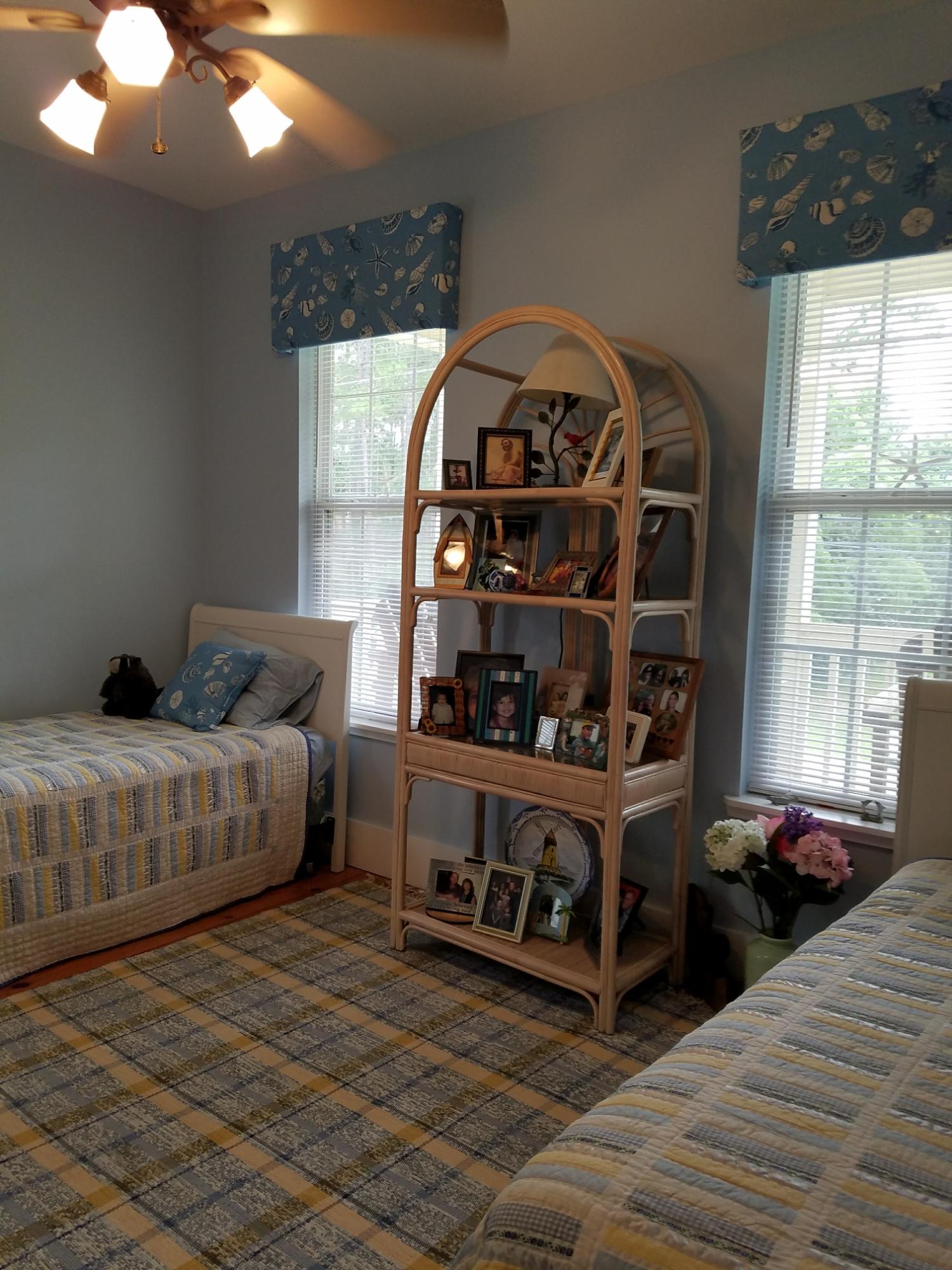 TOWN OF SANTA ROSA - Residential