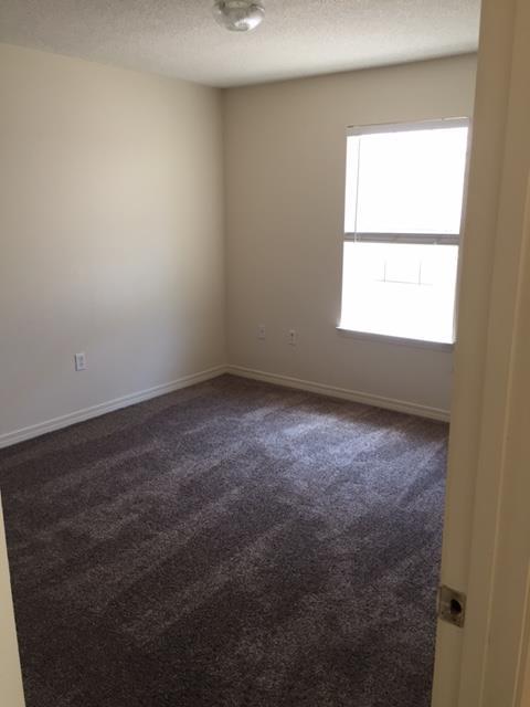 HAMPTON RIDGE ESTATES 1ST ADD - Residential