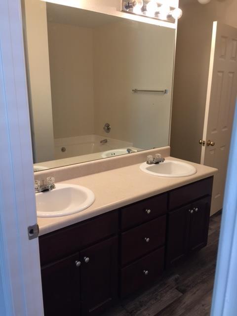 HAMPTON RIDGE ESTATES 1ST ADD - Residential