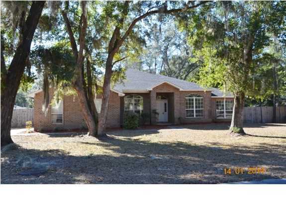 All Brick, corner lot home with side entry garage. Large open floor plan featuring family room, den and formal dining room. Split floor plan. Kitchen just received brand new stainless appliances. Privacy fenced lot *** This property is eligible under the Freddie Mac First Look Initiative through 02/03/2014. During the first 20 days a home is listed for sale in the MLS, only offers from owner-occupants (primary residence), second home buyers and public entities or their designated partners will be considered. Offers from investor purchasers will not be considered until after the initial 20 days of the listing. *** Seller is offering a home warranty credit up to $500 for owner occupant offers (primary or secondary home) . The buyer must identify and select the home warranty company and