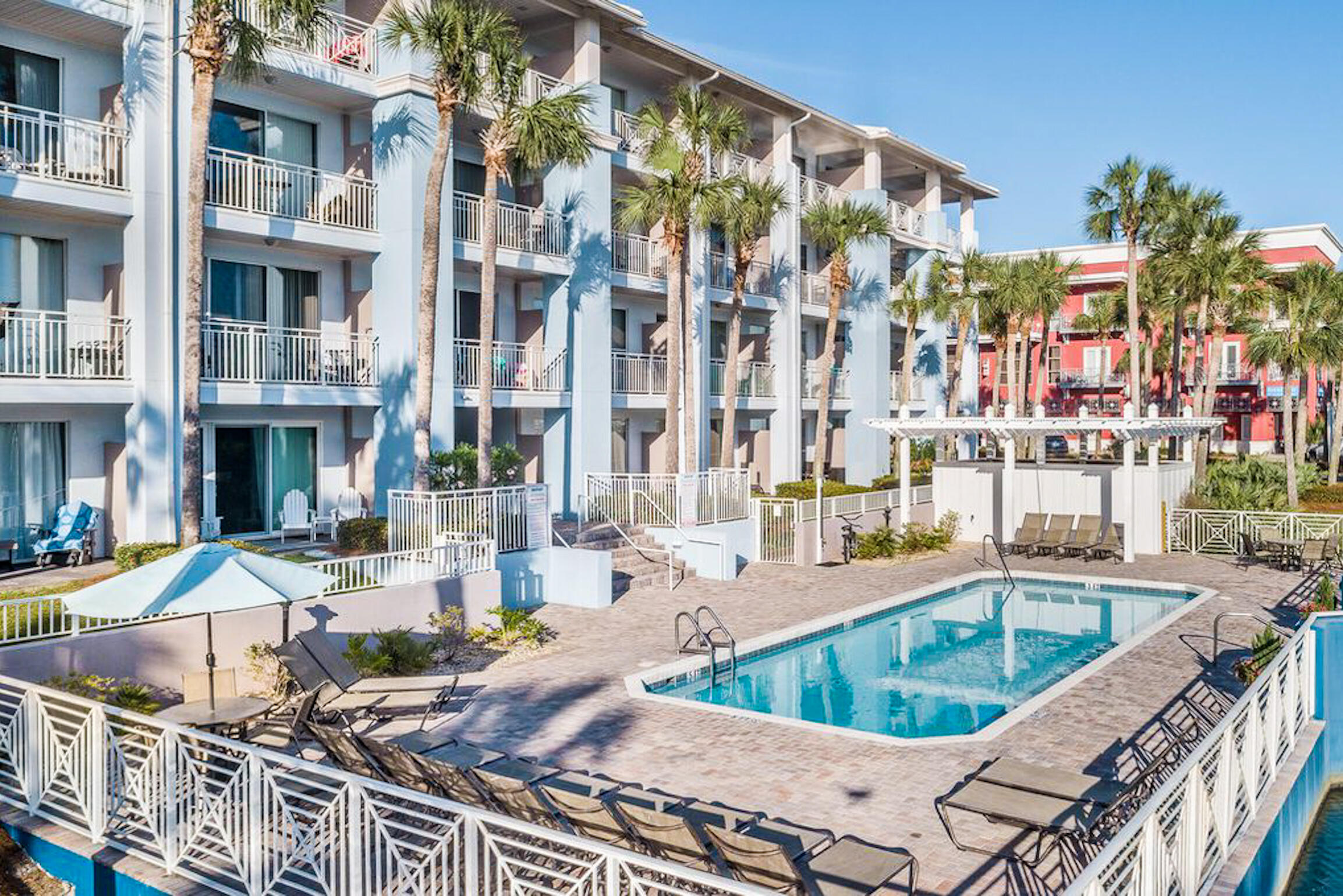 GULF PLACE CABANAS - Residential