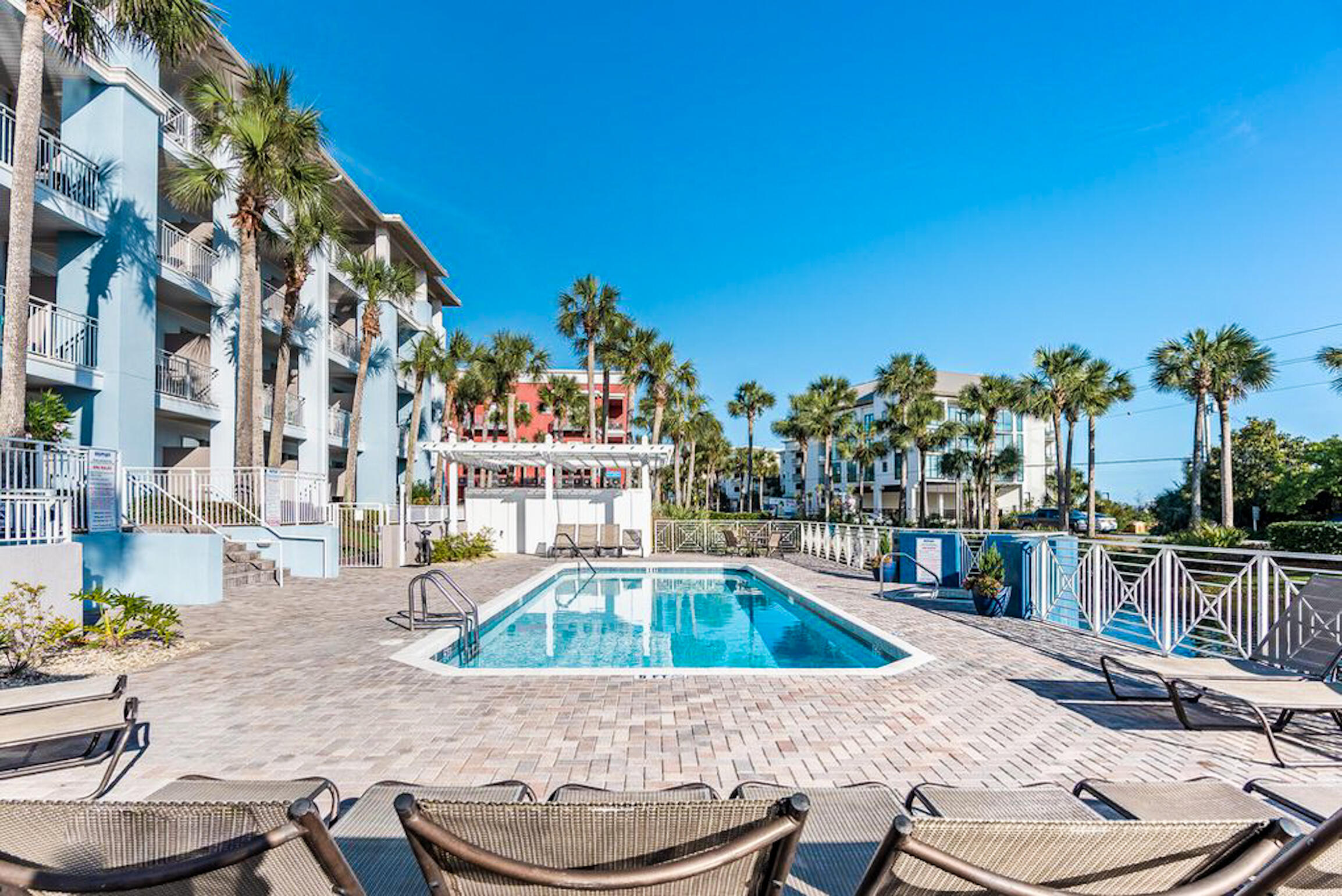 GULF PLACE CABANAS - Residential