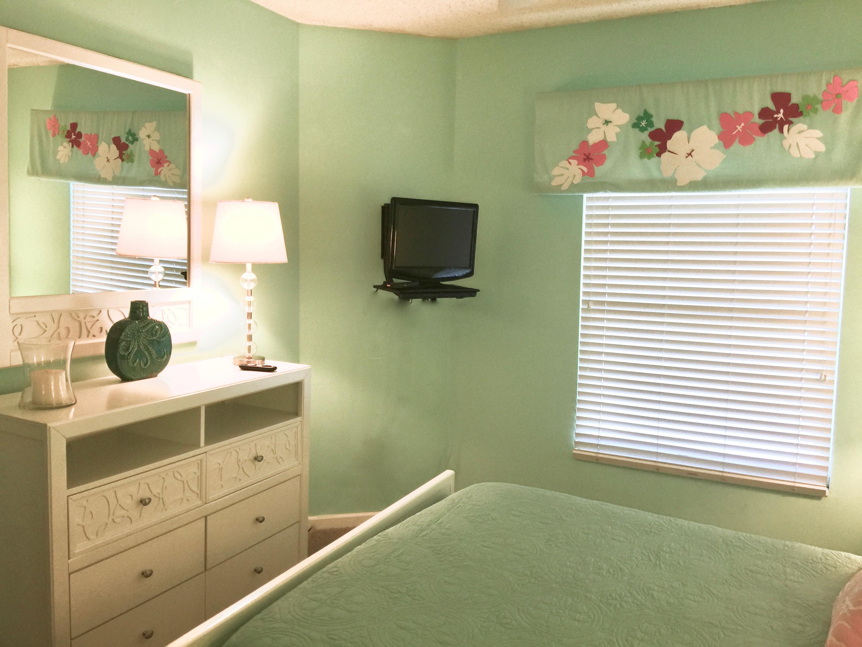 STERLING SANDS CONDO - Residential