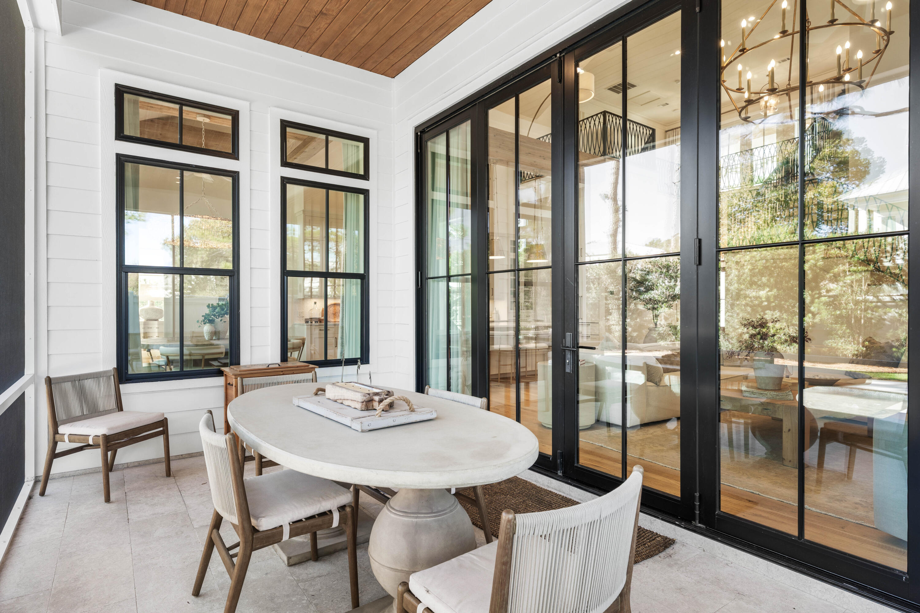 GULF SHORE MANOR - Residential