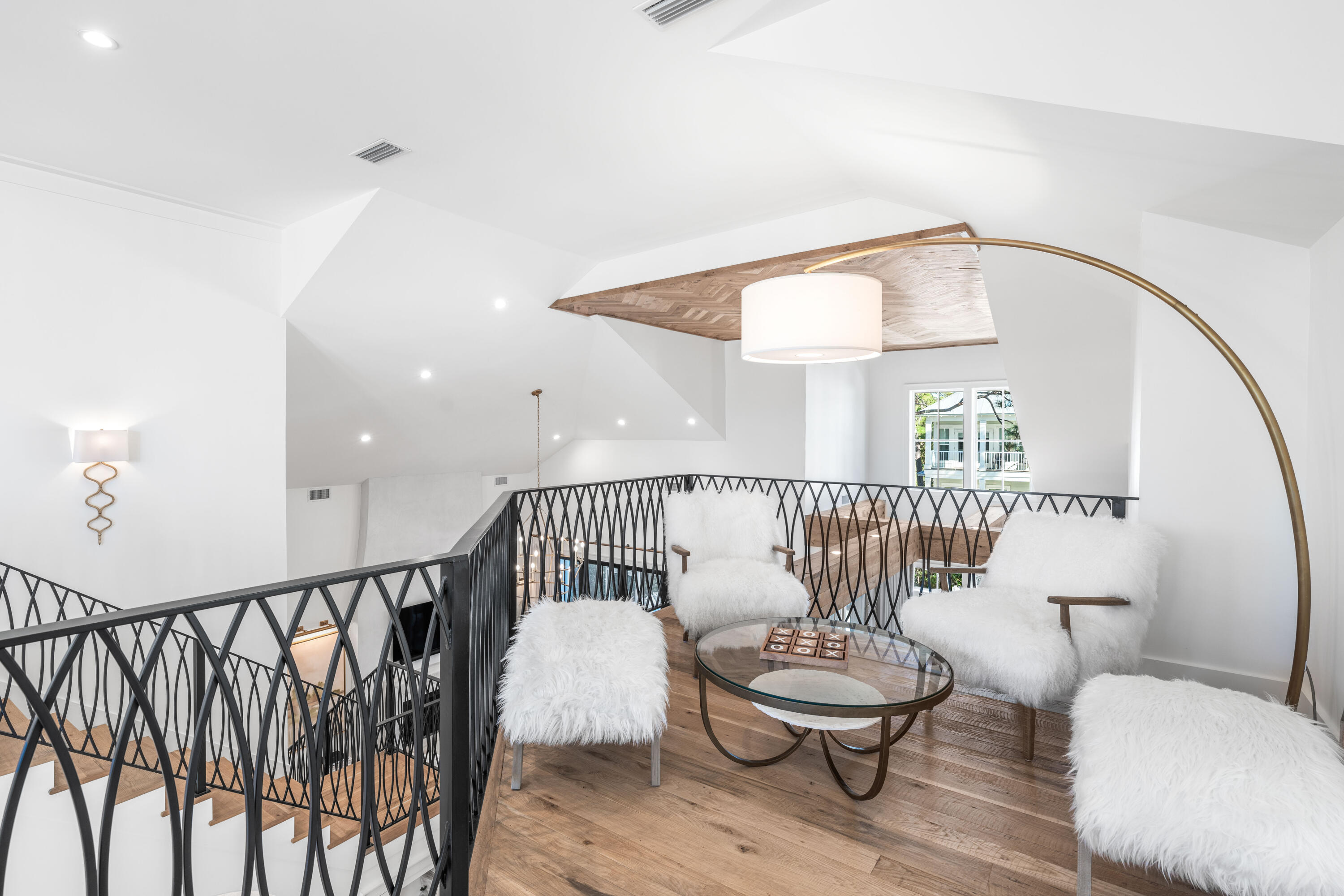 GULF SHORE MANOR - Residential