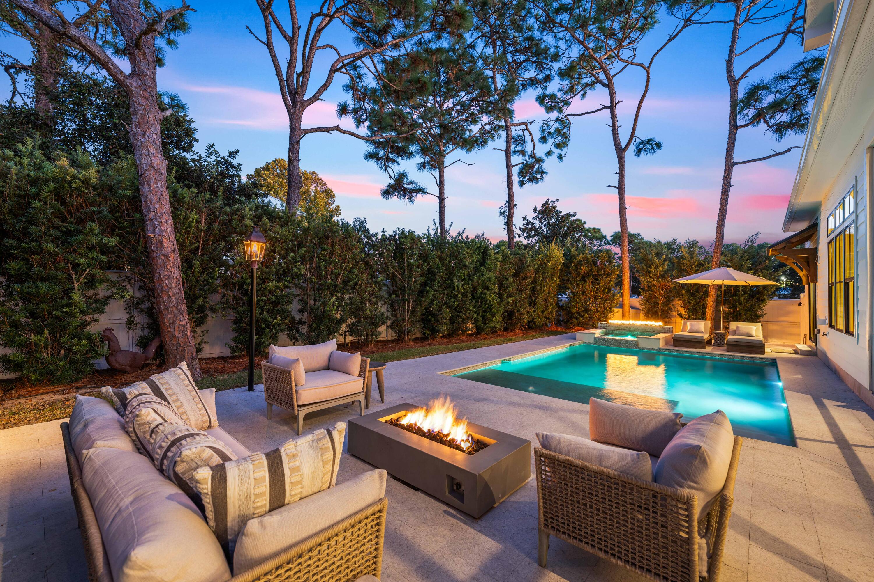 GULF SHORE MANOR - Residential