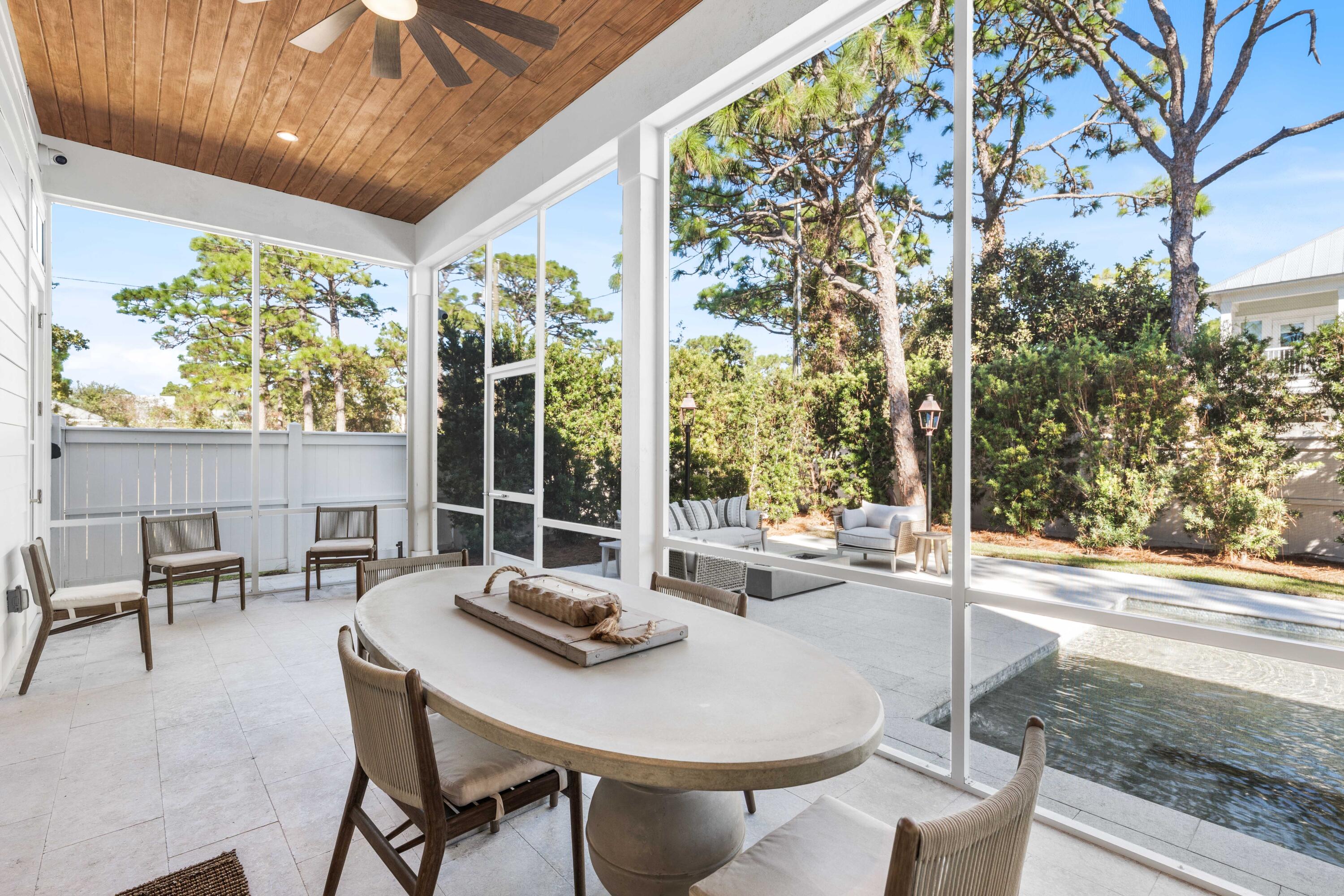 GULF SHORE MANOR - Residential