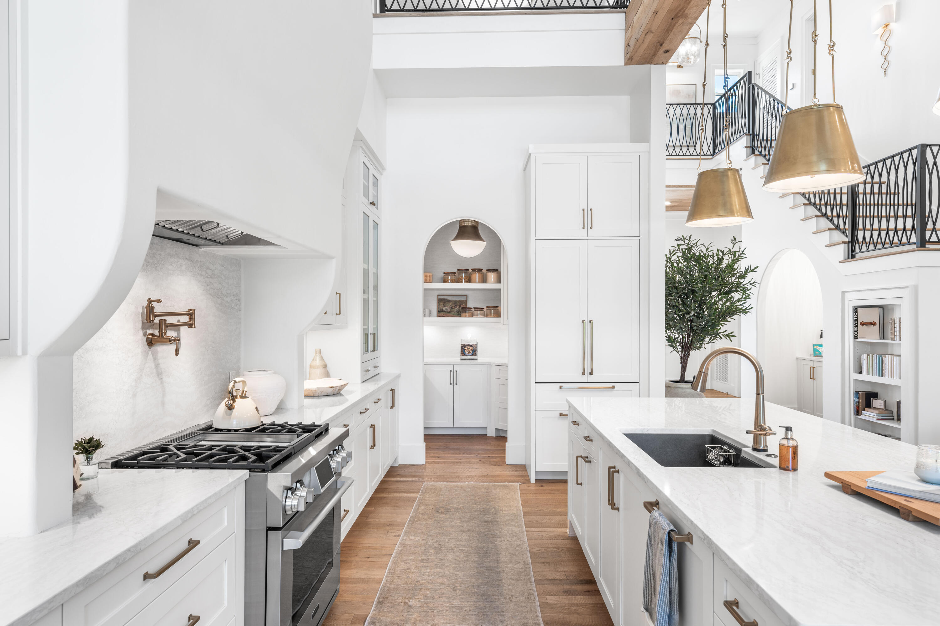 GULF SHORE MANOR - Residential